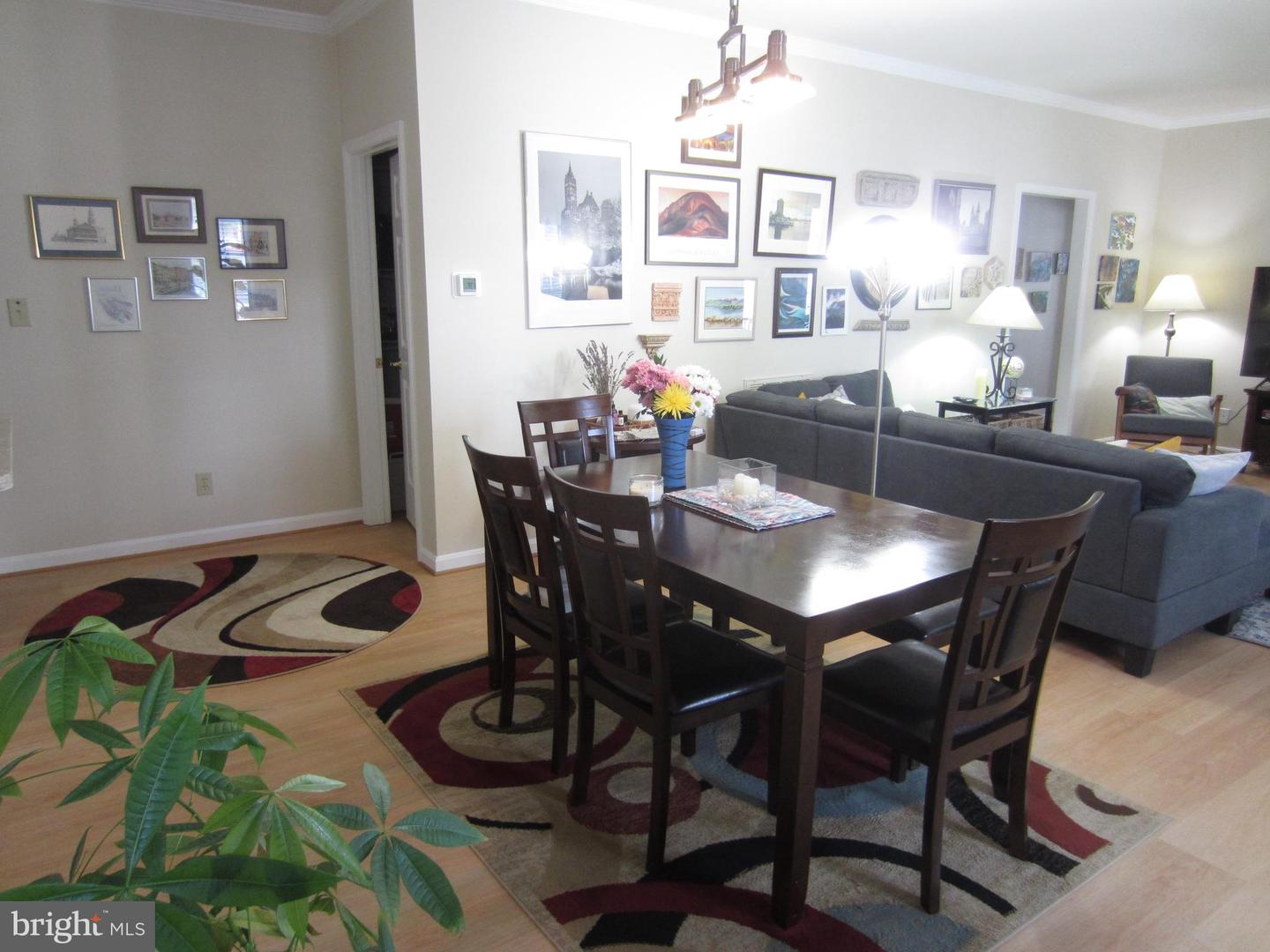 11200 N SCOTTWOOD LN, FREDERICKSBURG, Virginia 22407, 2 Bedrooms Bedrooms, 9 Rooms Rooms,2 BathroomsBathrooms,Residential,For sale,11200 N SCOTTWOOD LN,VASP2033592 MLS # VASP2033592