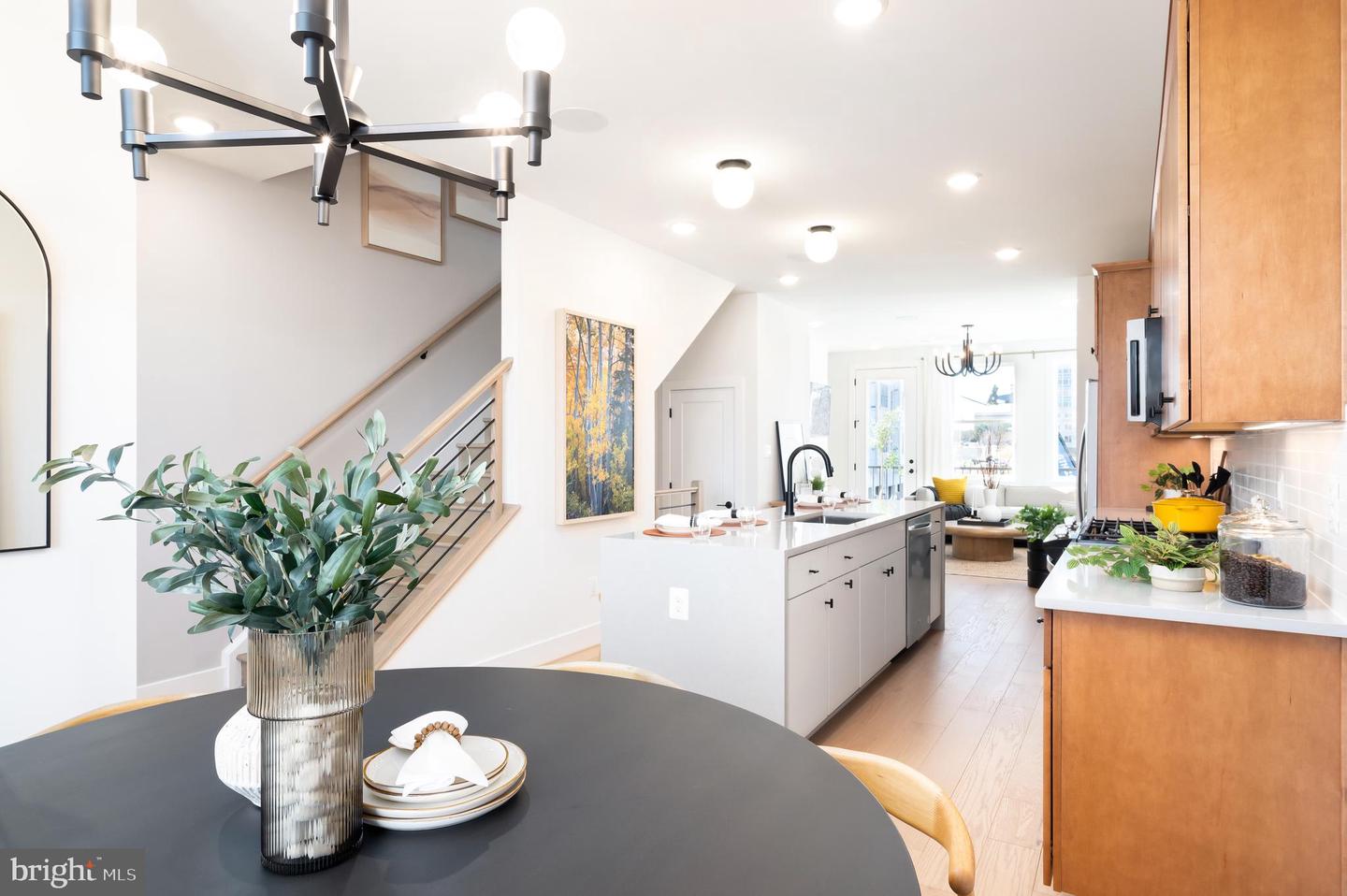 140 SHANNON MEWS, ALEXANDRIA, Virginia 22304, 3 Bedrooms Bedrooms, ,3 BathroomsBathrooms,Residential,For sale,140 SHANNON MEWS,VAAX2045926 MLS # VAAX2045926