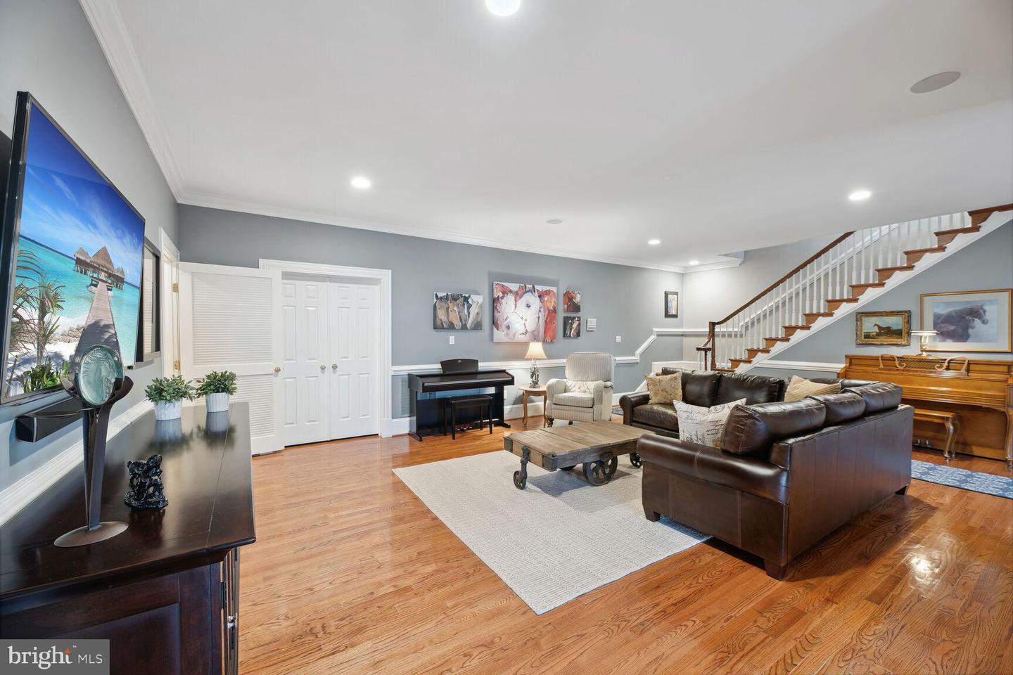 1225 STUART ROBESON DR, MCLEAN, Virginia 22101, 3 Bedrooms Bedrooms, ,4 BathroomsBathrooms,Residential,For sale,1225 STUART ROBESON DR,VAFX2244536 MLS # VAFX2244536