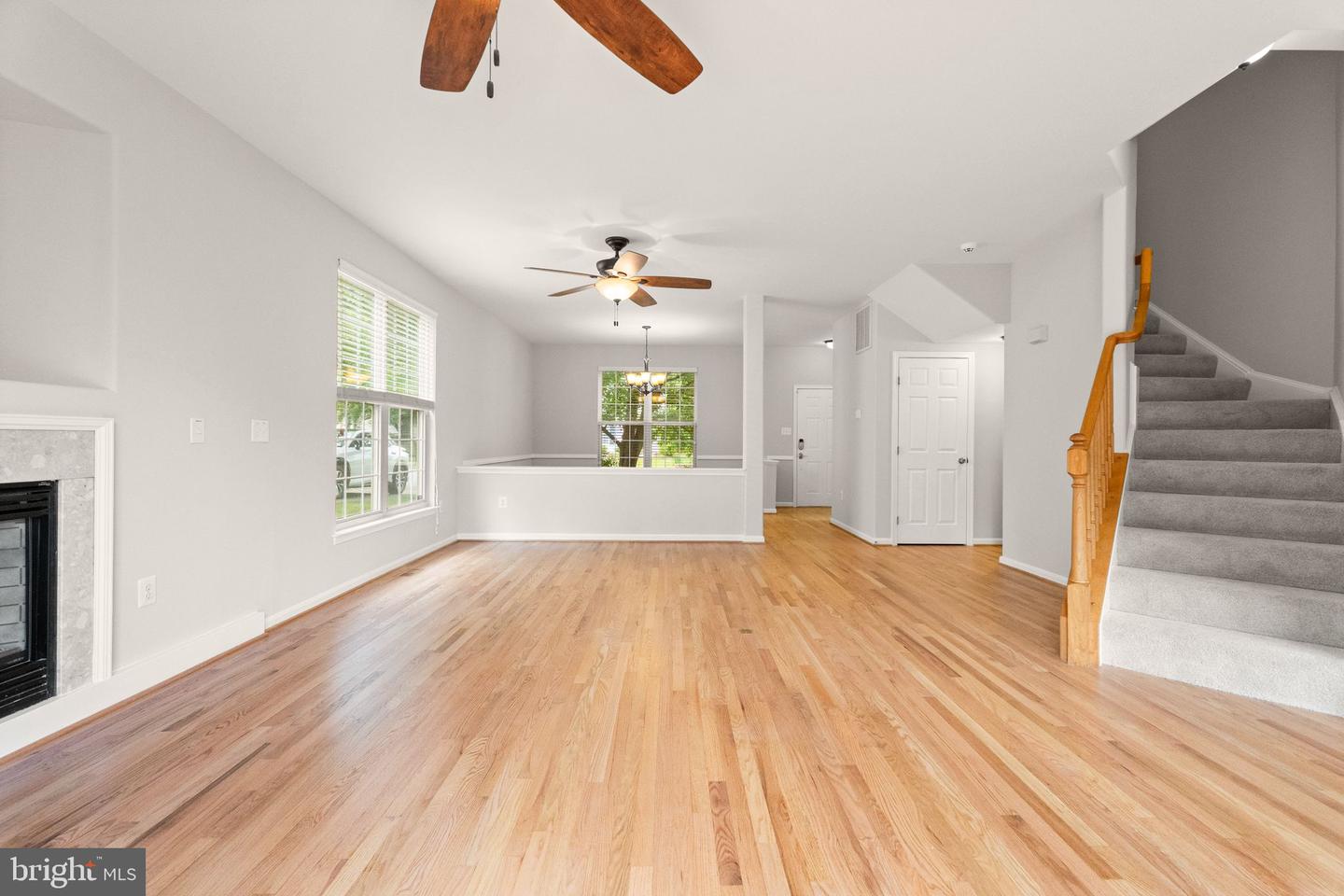 45620 LIVINGSTONE STATION ST, STERLING, Virginia 20166, 4 Bedrooms Bedrooms, ,3 BathroomsBathrooms,Residential,For sale,45620 LIVINGSTONE STATION ST,VALO2098418 MLS # VALO2098418