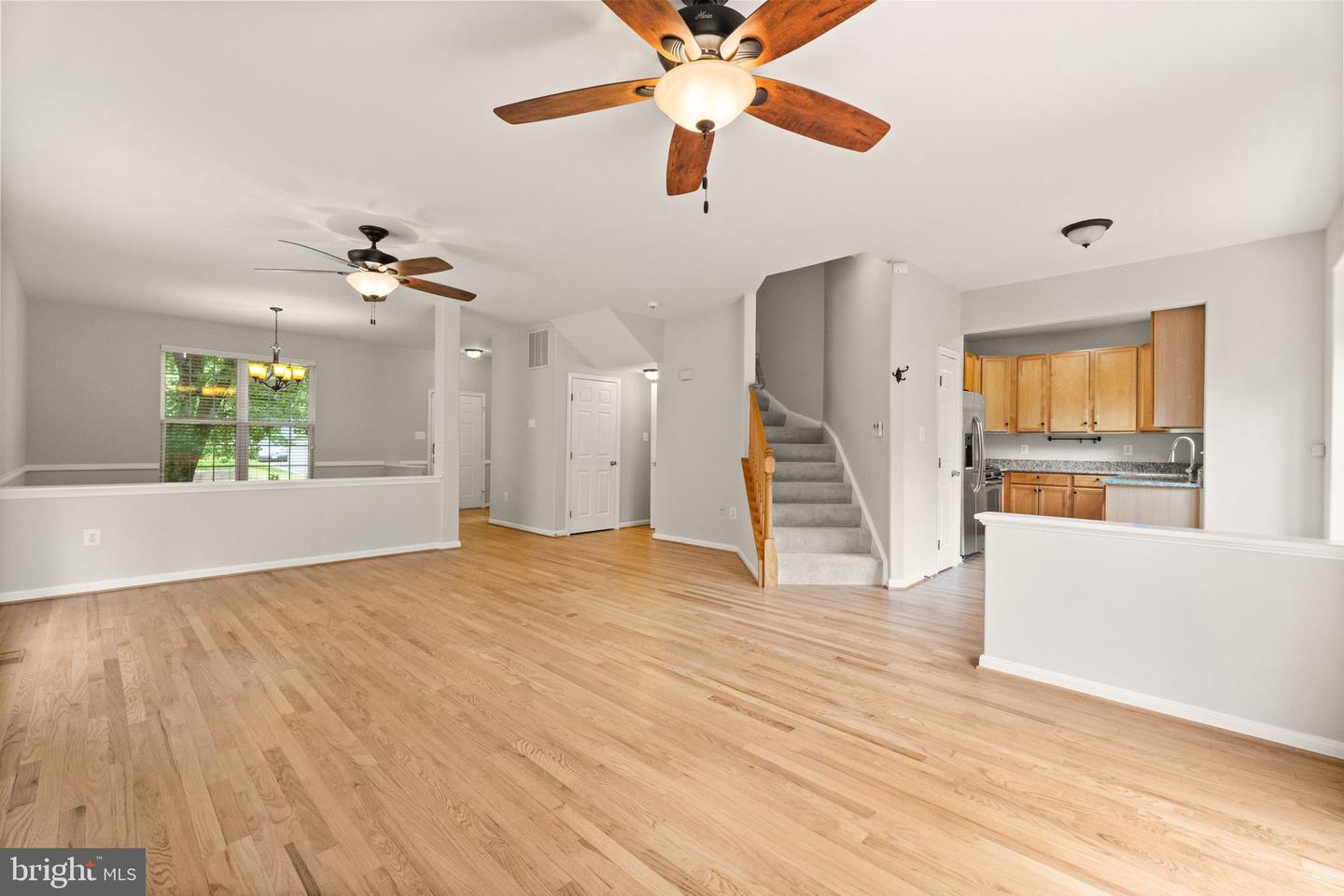 45620 LIVINGSTONE STATION ST, STERLING, Virginia 20166, 4 Bedrooms Bedrooms, ,3 BathroomsBathrooms,Residential,For sale,45620 LIVINGSTONE STATION ST,VALO2098418 MLS # VALO2098418