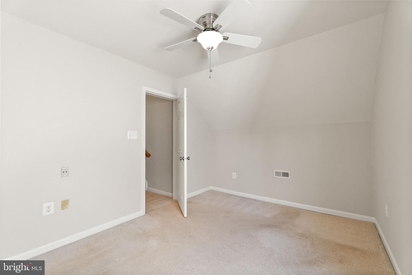 45620 LIVINGSTONE STATION ST, STERLING, Virginia 20166, 4 Bedrooms Bedrooms, ,3 BathroomsBathrooms,Residential,For sale,45620 LIVINGSTONE STATION ST,VALO2098418 MLS # VALO2098418