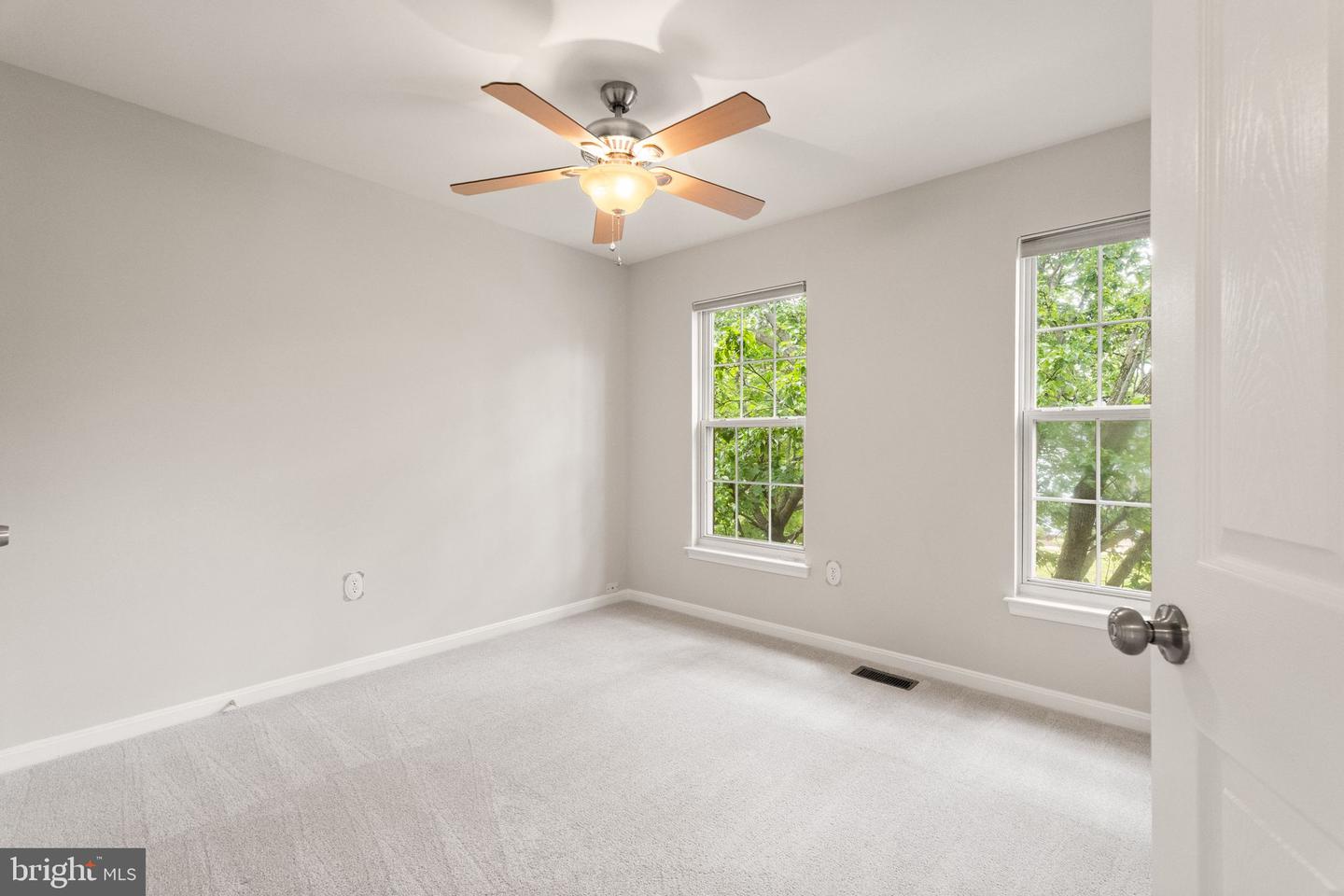45620 LIVINGSTONE STATION ST, STERLING, Virginia 20166, 4 Bedrooms Bedrooms, ,3 BathroomsBathrooms,Residential,For sale,45620 LIVINGSTONE STATION ST,VALO2098418 MLS # VALO2098418