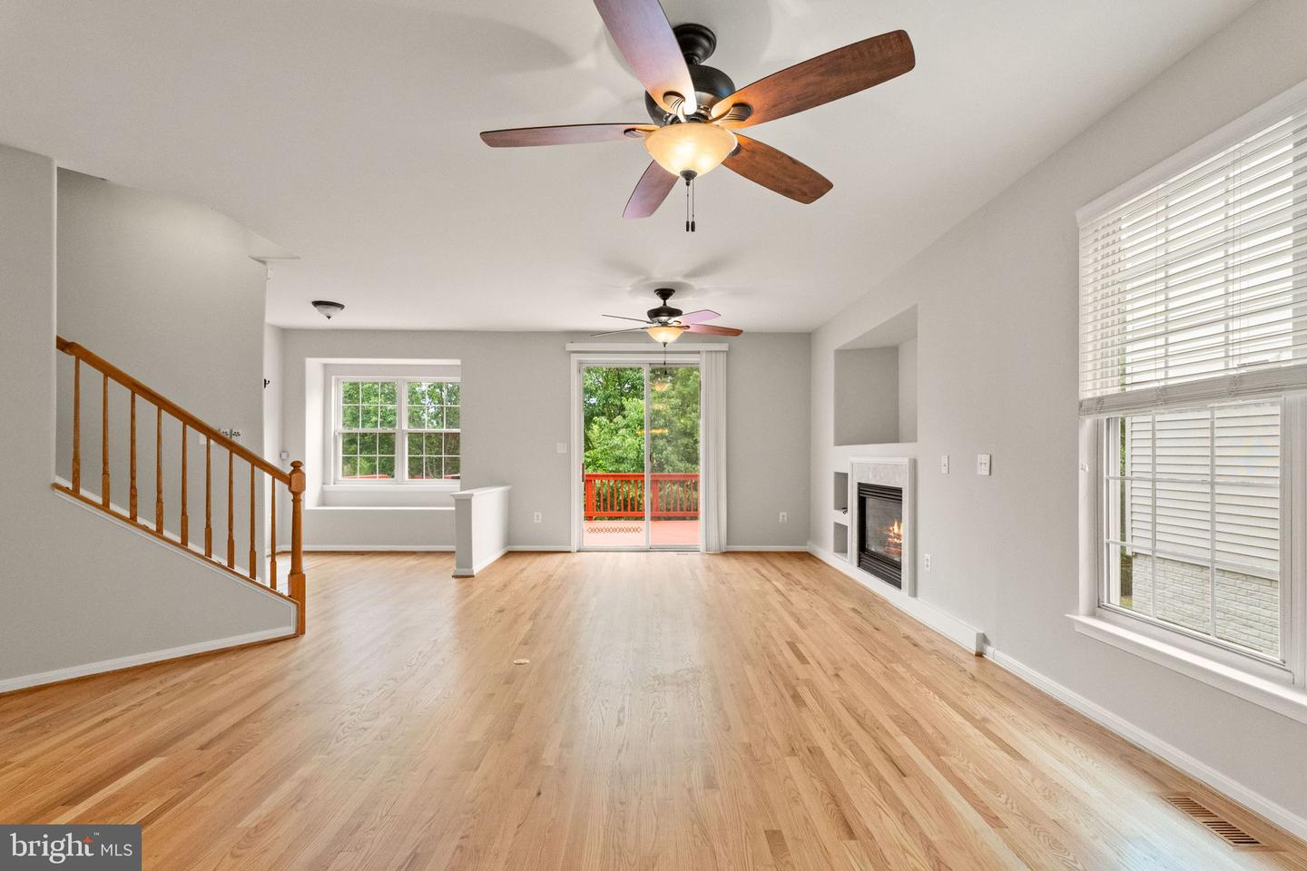 45620 LIVINGSTONE STATION ST, STERLING, Virginia 20166, 4 Bedrooms Bedrooms, ,3 BathroomsBathrooms,Residential,For sale,45620 LIVINGSTONE STATION ST,VALO2098418 MLS # VALO2098418