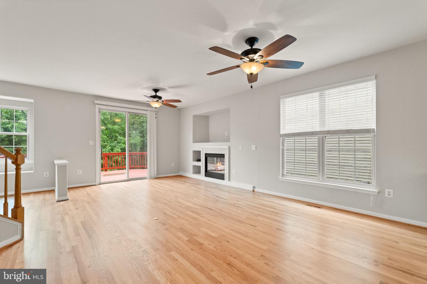 45620 LIVINGSTONE STATION ST, STERLING, Virginia 20166, 4 Bedrooms Bedrooms, ,3 BathroomsBathrooms,Residential,For sale,45620 LIVINGSTONE STATION ST,VALO2098418 MLS # VALO2098418