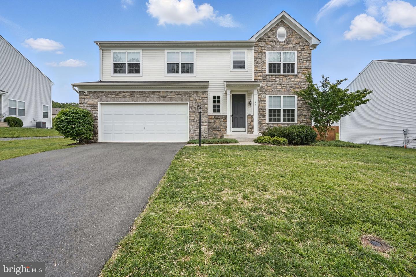 11 WORSHAM LN, FREDERICKSBURG, Virginia 22405, 4 Bedrooms Bedrooms, ,2 BathroomsBathrooms,Residential,For sale,11 WORSHAM LN,VAST2039390 MLS # VAST2039390