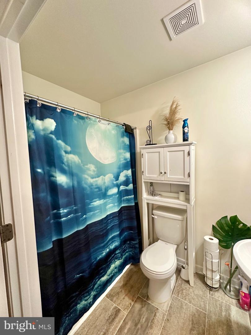 8509 ENGLESIDE ST, ALEXANDRIA, Virginia 22309, 3 Bedrooms Bedrooms, ,2 BathroomsBathrooms,Residential,For sale,8509 ENGLESIDE ST,VAFX2244608 MLS # VAFX2244608