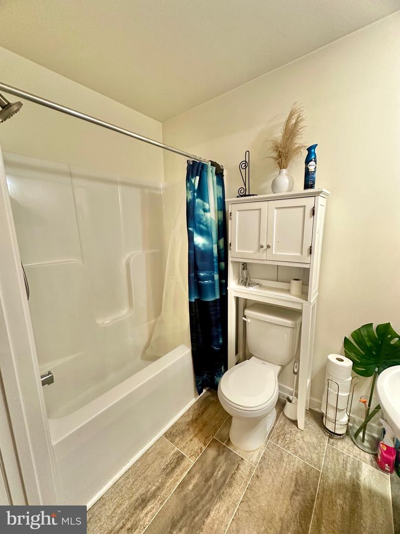 8509 ENGLESIDE ST, ALEXANDRIA, Virginia 22309, 3 Bedrooms Bedrooms, ,2 BathroomsBathrooms,Residential,For sale,8509 ENGLESIDE ST,VAFX2244608 MLS # VAFX2244608