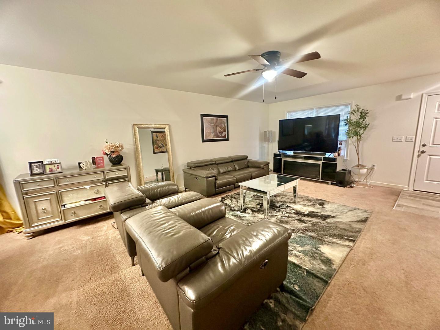 8509 ENGLESIDE ST, ALEXANDRIA, Virginia 22309, 3 Bedrooms Bedrooms, ,2 BathroomsBathrooms,Residential,For sale,8509 ENGLESIDE ST,VAFX2244608 MLS # VAFX2244608