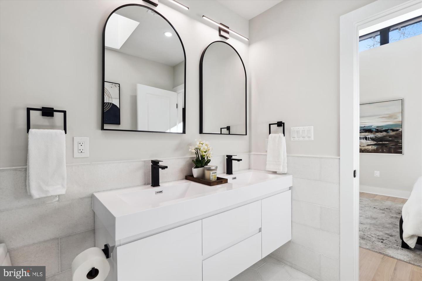 411 DECATUR ST NW, WASHINGTON, District Of Columbia 20011, 4 Bedrooms Bedrooms, ,3 BathroomsBathrooms,Residential,For sale,411 DECATUR ST NW,DCDC2203466 MLS # DCDC2203466