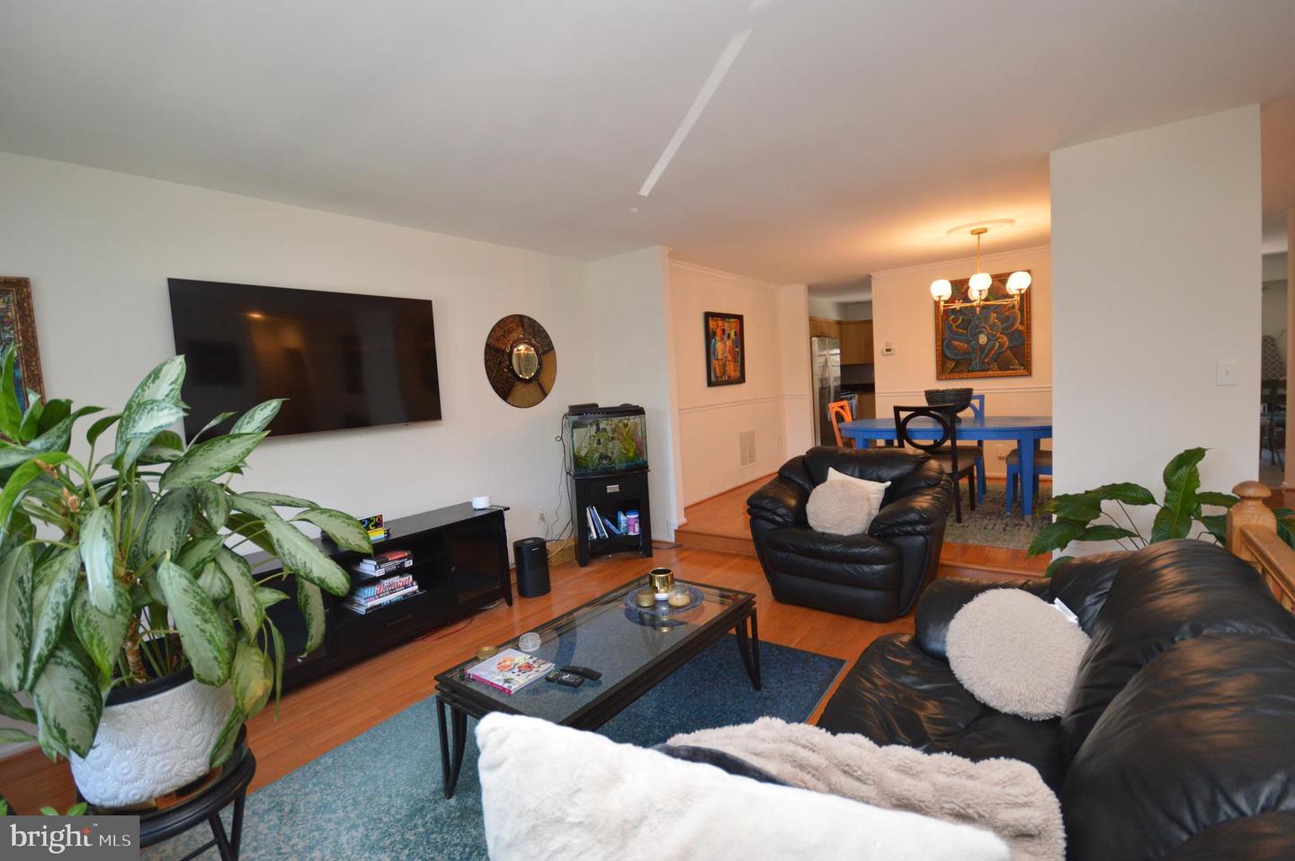 12319 FOX LAKE CT, FAIRFAX, Virginia 22033, 3 Bedrooms Bedrooms, ,2 BathroomsBathrooms,Residential,For sale,12319 FOX LAKE CT,VAFX2244634 MLS # VAFX2244634