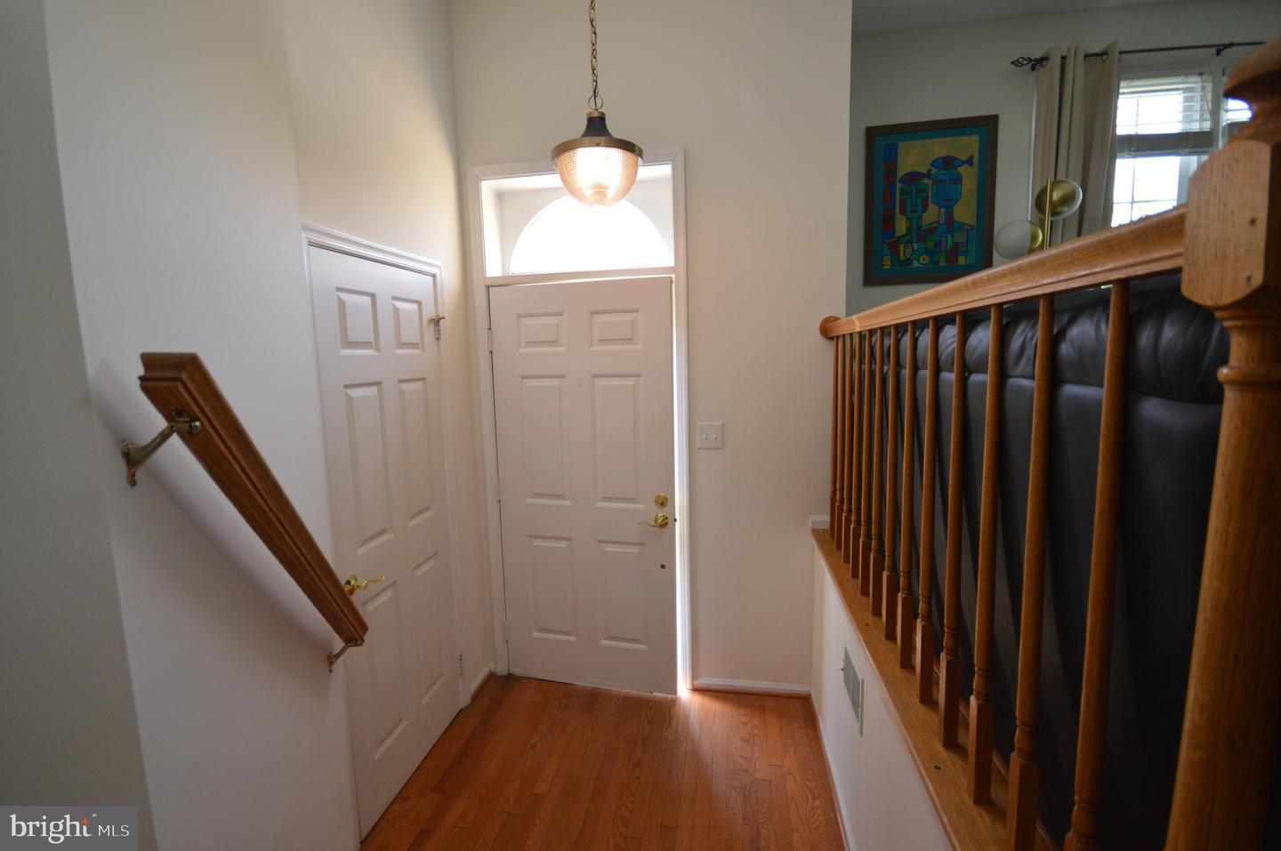 12319 FOX LAKE CT, FAIRFAX, Virginia 22033, 3 Bedrooms Bedrooms, ,2 BathroomsBathrooms,Residential,For sale,12319 FOX LAKE CT,VAFX2244634 MLS # VAFX2244634