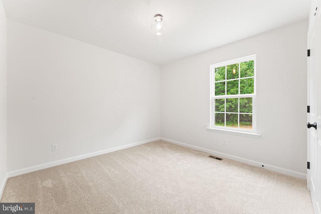26354 OLD PITTS RD, RUTHER GLEN, Virginia 22546, 3 Bedrooms Bedrooms, ,2 BathroomsBathrooms,Residential,For sale,26354 OLD PITTS RD,VACV2008228 MLS # VACV2008228