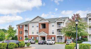 142 YELLOWSTONE DR #006, CHARLOTTESVILLE, Virginia 22903, 2 Bedrooms Bedrooms, ,2 BathroomsBathrooms,Residential,For sale,142 YELLOWSTONE DR #006,665240 MLS # 665240