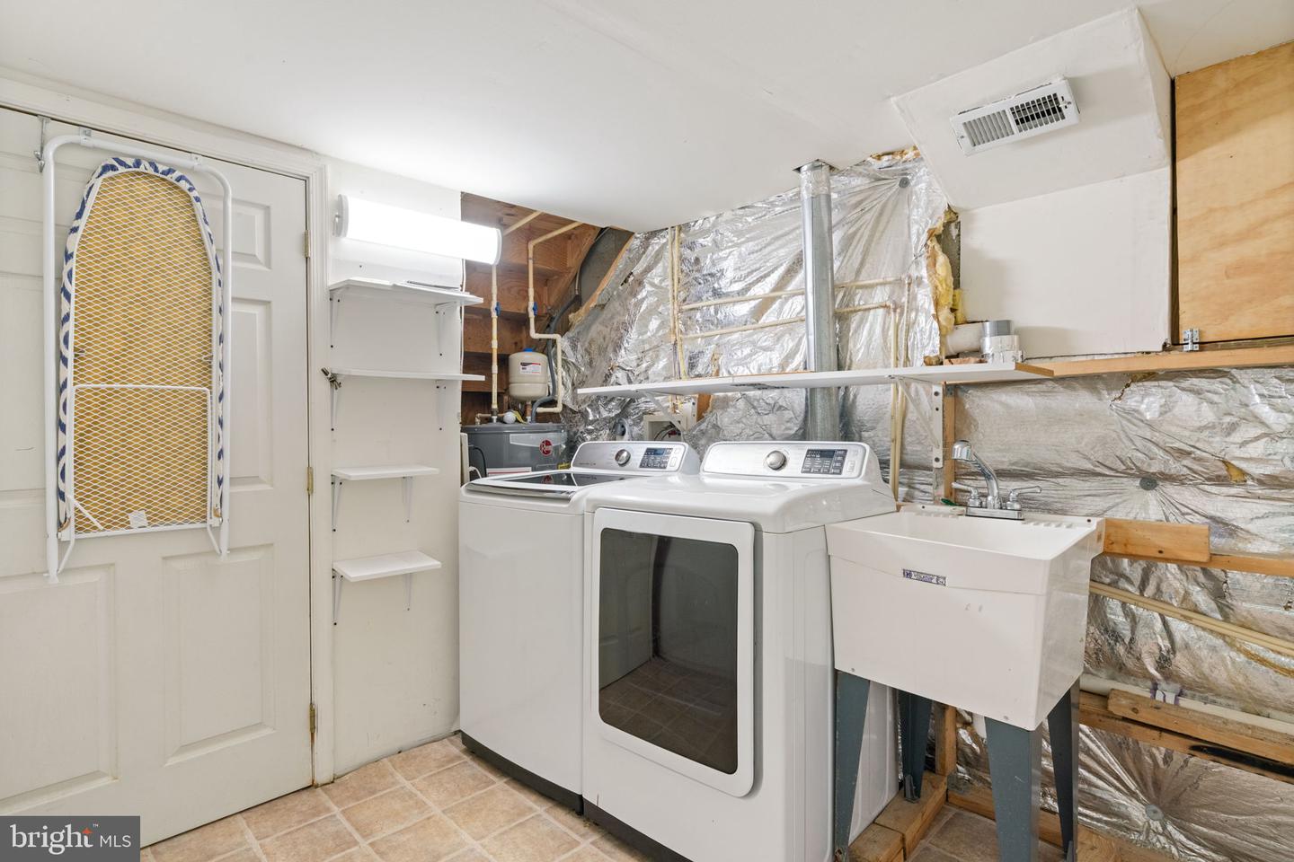 4117 DARTMOOR CT, FREDERICKSBURG, Virginia 22408, 4 Bedrooms Bedrooms, ,3 BathroomsBathrooms,Residential,For sale,4117 DARTMOOR CT,VASP2033598 MLS # VASP2033598