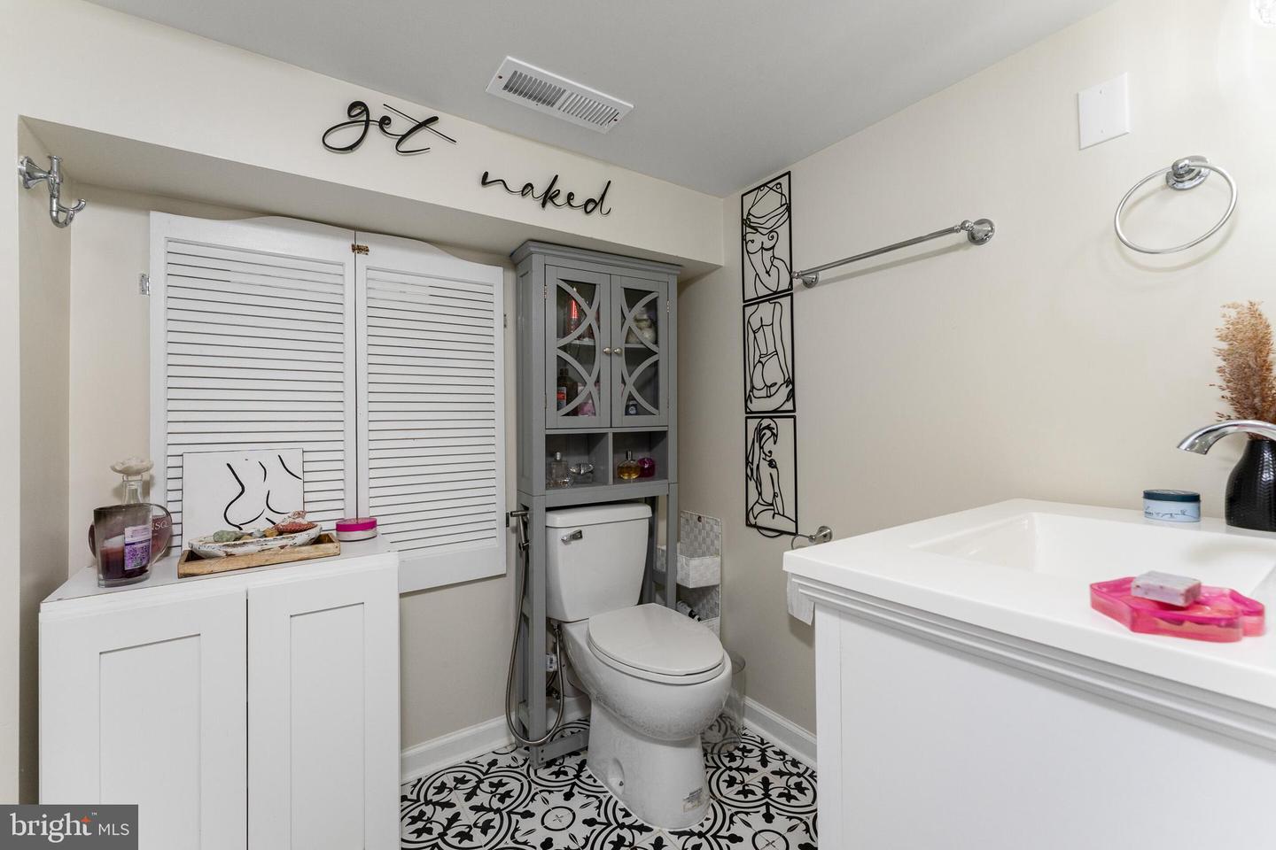 5742 MALLOW TRL, LORTON, Virginia 22079, 2 Bedrooms Bedrooms, ,2 BathroomsBathrooms,Residential,For sale,5742 MALLOW TRL,VAFX2244648 MLS # VAFX2244648
