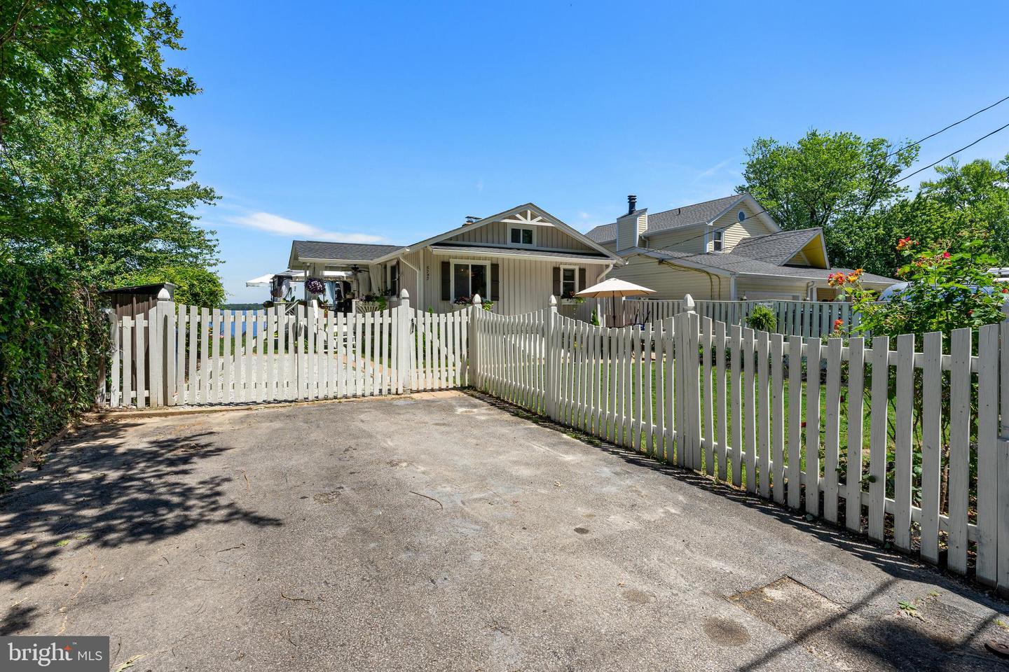 5742 MALLOW TRL, LORTON, Virginia 22079, 2 Bedrooms Bedrooms, ,2 BathroomsBathrooms,Residential,For sale,5742 MALLOW TRL,VAFX2244648 MLS # VAFX2244648