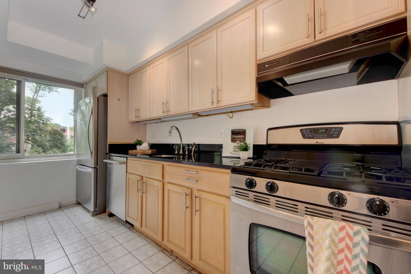 4201 CATHEDRAL AVE NW #601E, WASHINGTON, District Of Columbia 20016, 2 Bedrooms Bedrooms, ,2 BathroomsBathrooms,Residential,For sale,4201 CATHEDRAL AVE NW #601E,DCDC2203558 MLS # DCDC2203558