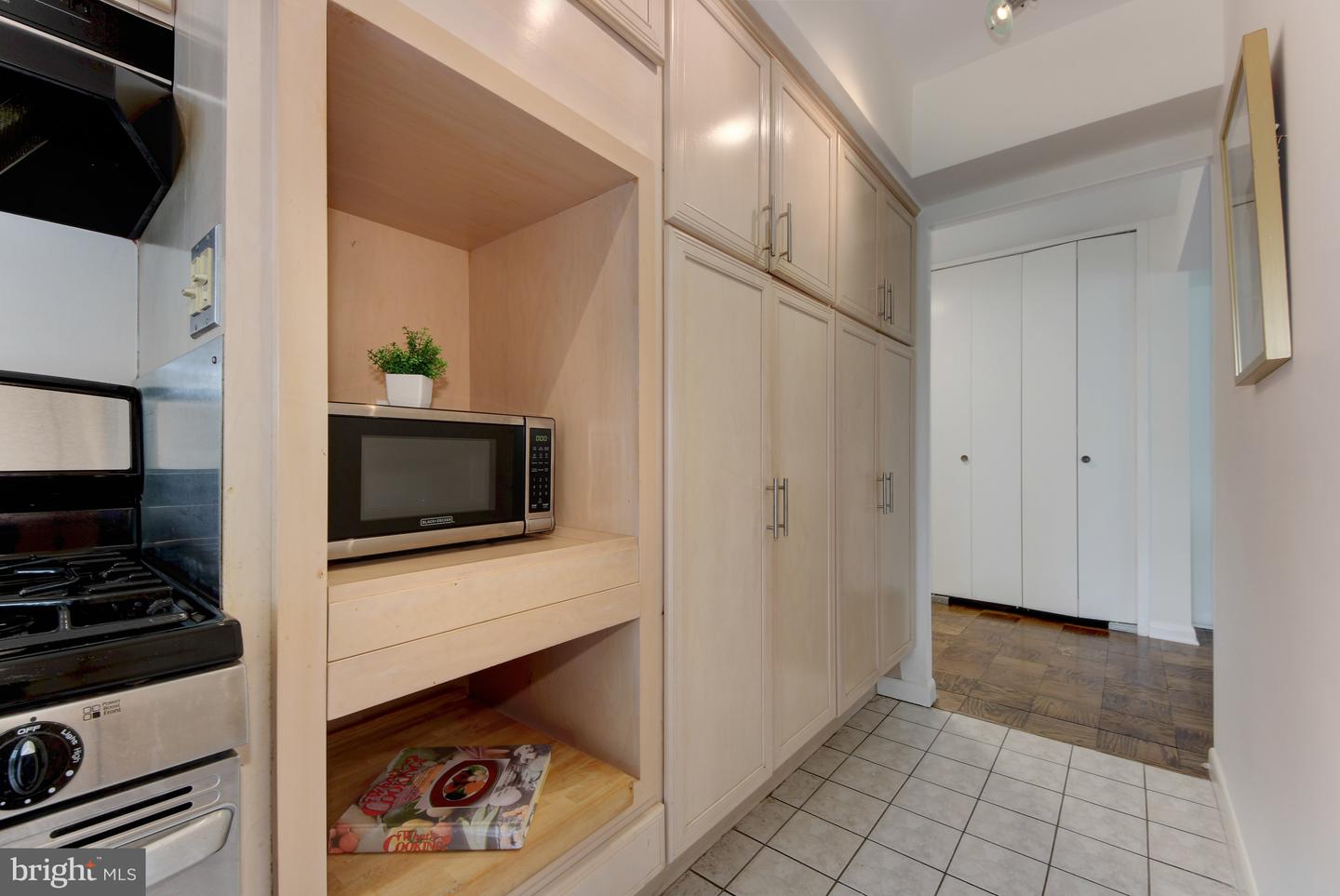 4201 CATHEDRAL AVE NW #601E, WASHINGTON, District Of Columbia 20016, 2 Bedrooms Bedrooms, ,2 BathroomsBathrooms,Residential,For sale,4201 CATHEDRAL AVE NW #601E,DCDC2203558 MLS # DCDC2203558