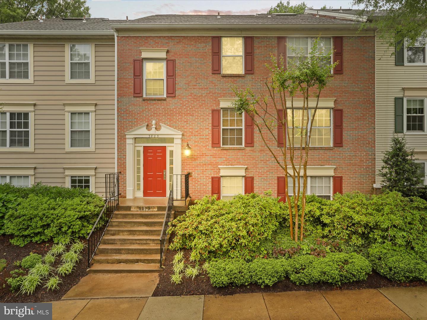 3803 GREEN RIDGE CT #301, FAIRFAX, Virginia 22033, 3 Bedrooms Bedrooms, ,2 BathroomsBathrooms,Residential,For sale,3803 GREEN RIDGE CT #301,VAFX2244654 MLS # VAFX2244654