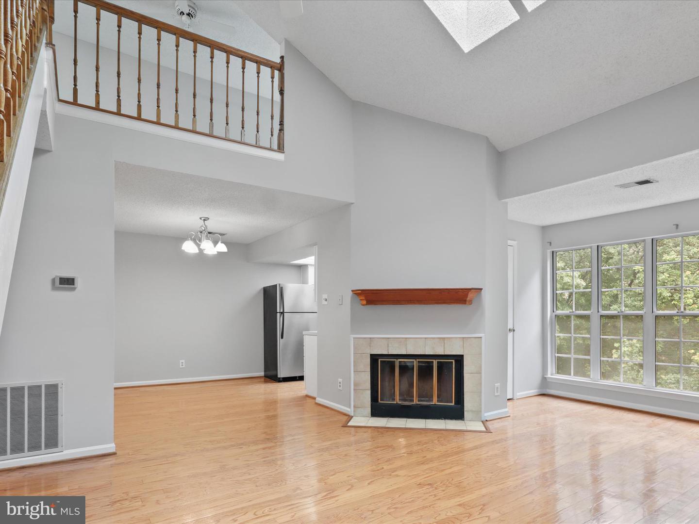 3803 GREEN RIDGE CT #301, FAIRFAX, Virginia 22033, 3 Bedrooms Bedrooms, ,2 BathroomsBathrooms,Residential,For sale,3803 GREEN RIDGE CT #301,VAFX2244654 MLS # VAFX2244654