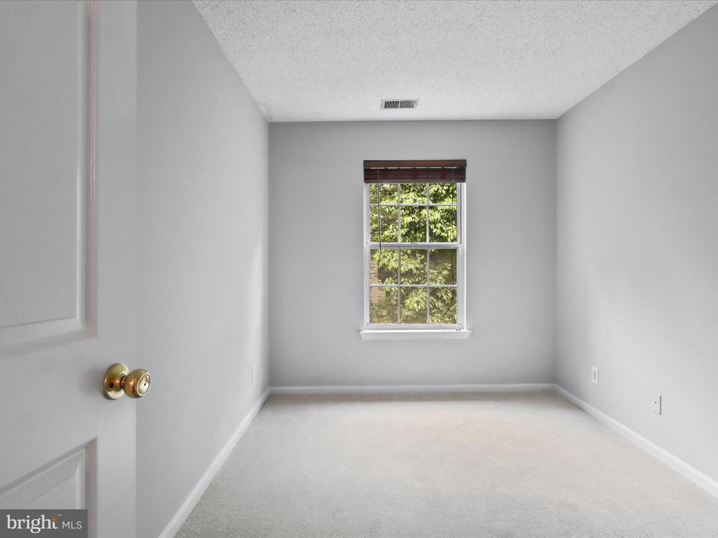 3803 GREEN RIDGE CT #301, FAIRFAX, Virginia 22033, 3 Bedrooms Bedrooms, ,2 BathroomsBathrooms,Residential,For sale,3803 GREEN RIDGE CT #301,VAFX2244654 MLS # VAFX2244654