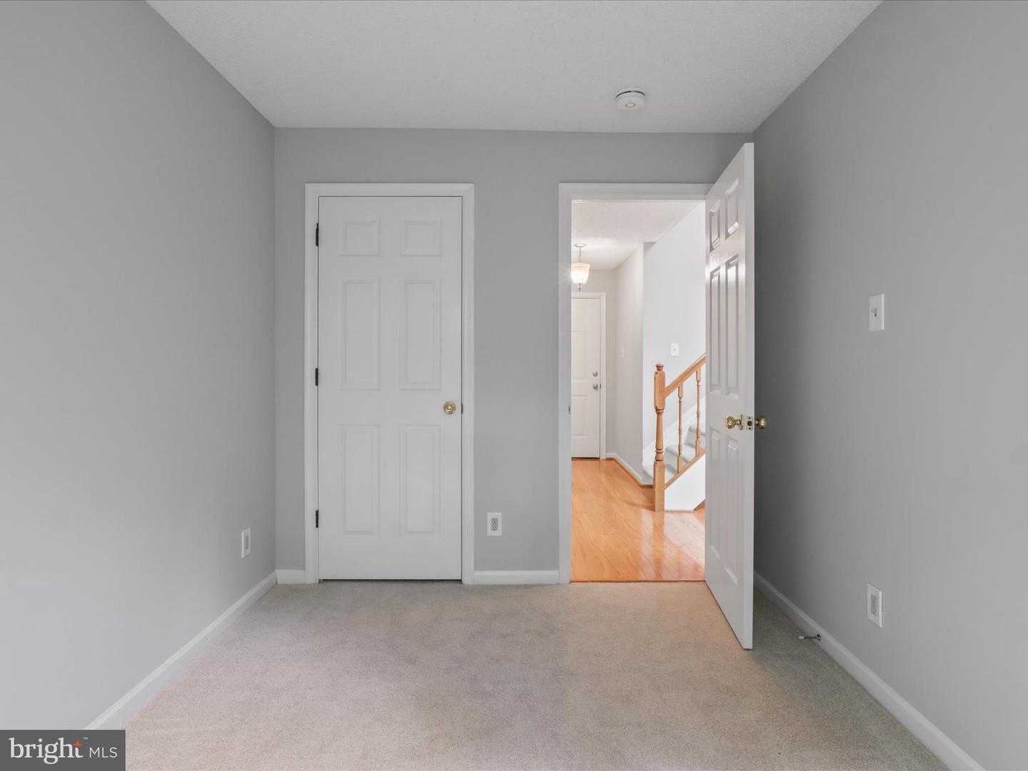 3803 GREEN RIDGE CT #301, FAIRFAX, Virginia 22033, 3 Bedrooms Bedrooms, ,2 BathroomsBathrooms,Residential,For sale,3803 GREEN RIDGE CT #301,VAFX2244654 MLS # VAFX2244654