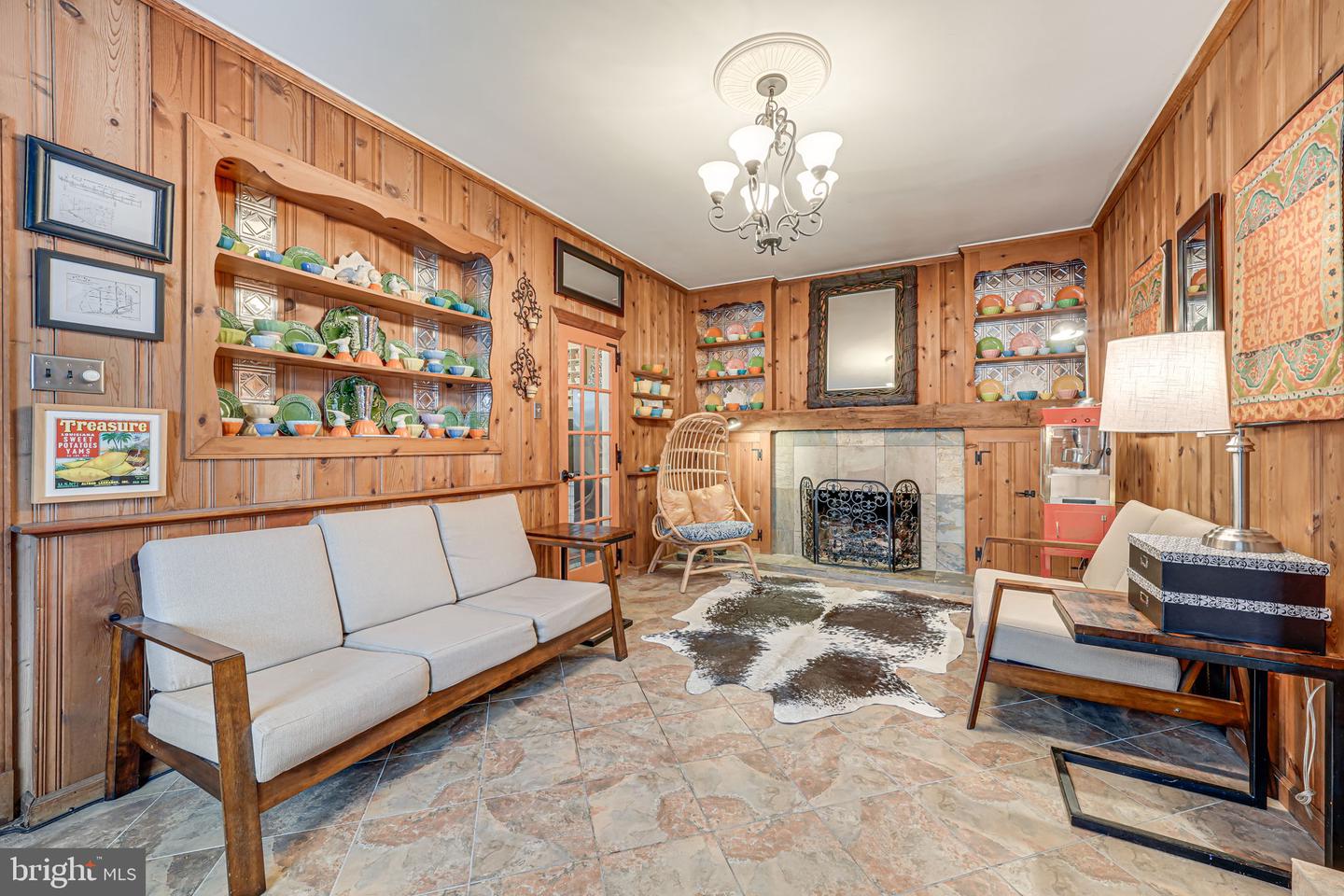8536 APONI RD, VIENNA, Virginia 22180, 4 Bedrooms Bedrooms, ,2 BathroomsBathrooms,Residential,For sale,8536 APONI RD,VAFX2244664 MLS # VAFX2244664