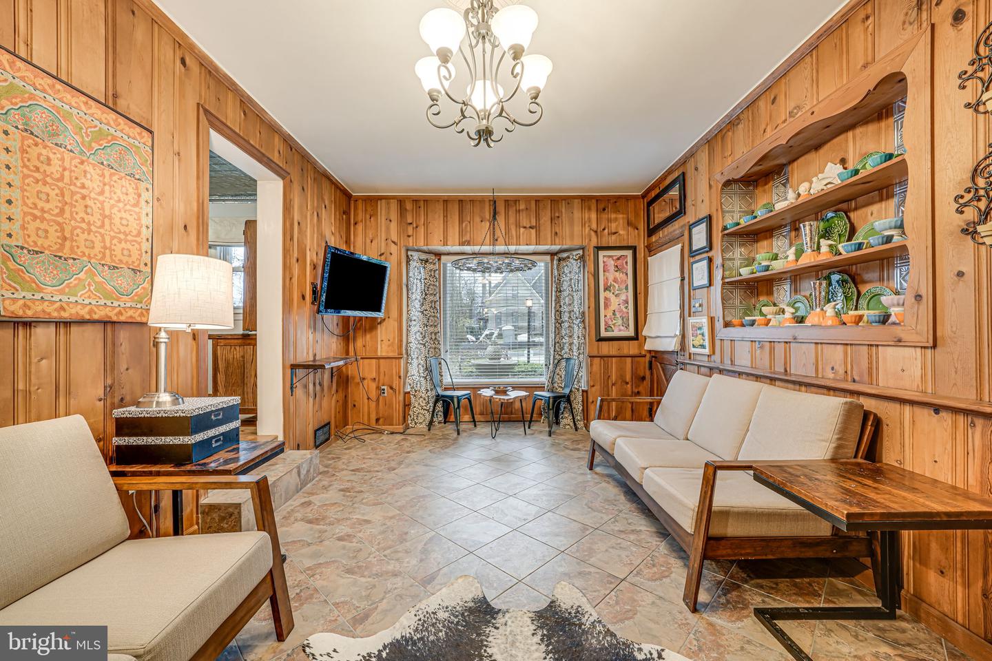 8536 APONI RD, VIENNA, Virginia 22180, 4 Bedrooms Bedrooms, ,2 BathroomsBathrooms,Residential,For sale,8536 APONI RD,VAFX2244664 MLS # VAFX2244664