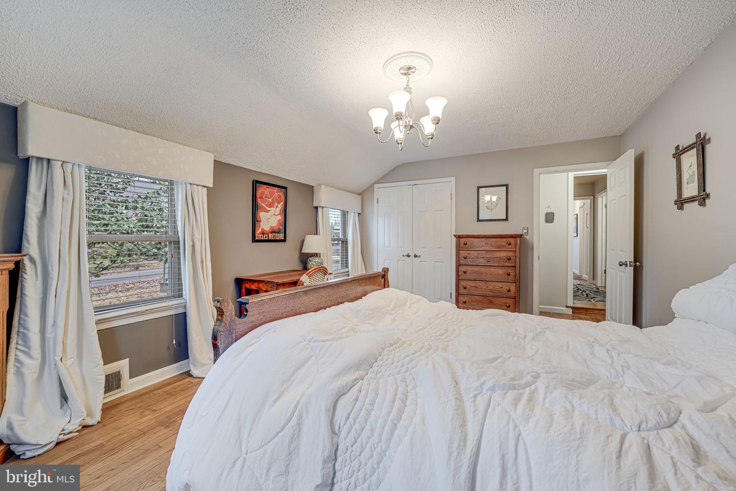 8536 APONI RD, VIENNA, Virginia 22180, 4 Bedrooms Bedrooms, ,2 BathroomsBathrooms,Residential,For sale,8536 APONI RD,VAFX2244664 MLS # VAFX2244664