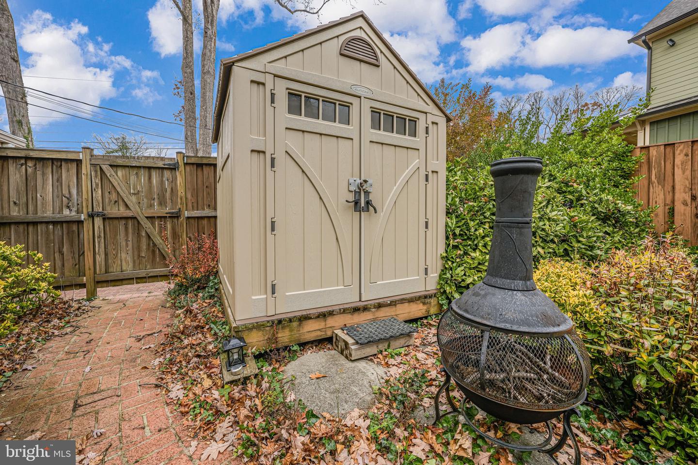 8536 APONI RD, VIENNA, Virginia 22180, 4 Bedrooms Bedrooms, ,2 BathroomsBathrooms,Residential,For sale,8536 APONI RD,VAFX2244664 MLS # VAFX2244664