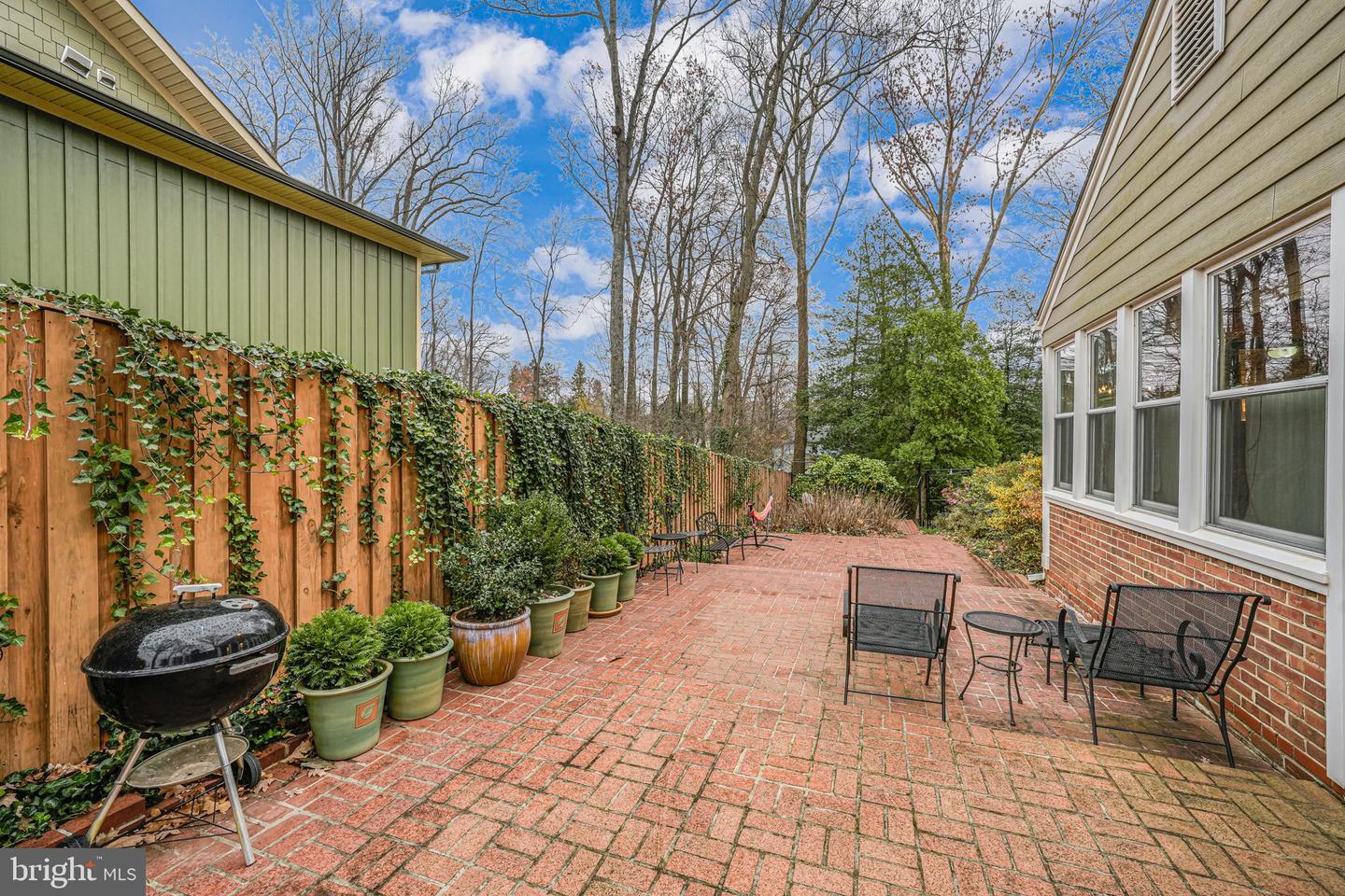 8536 APONI RD, VIENNA, Virginia 22180, 4 Bedrooms Bedrooms, ,2 BathroomsBathrooms,Residential,For sale,8536 APONI RD,VAFX2244664 MLS # VAFX2244664