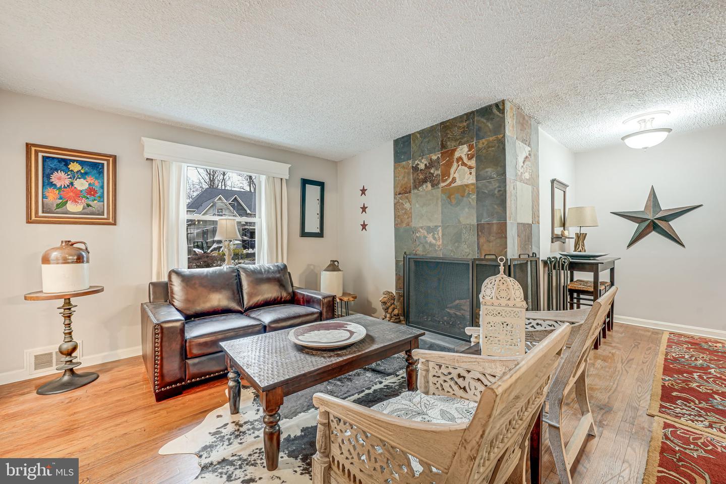8536 APONI RD, VIENNA, Virginia 22180, 4 Bedrooms Bedrooms, ,2 BathroomsBathrooms,Residential,For sale,8536 APONI RD,VAFX2244664 MLS # VAFX2244664