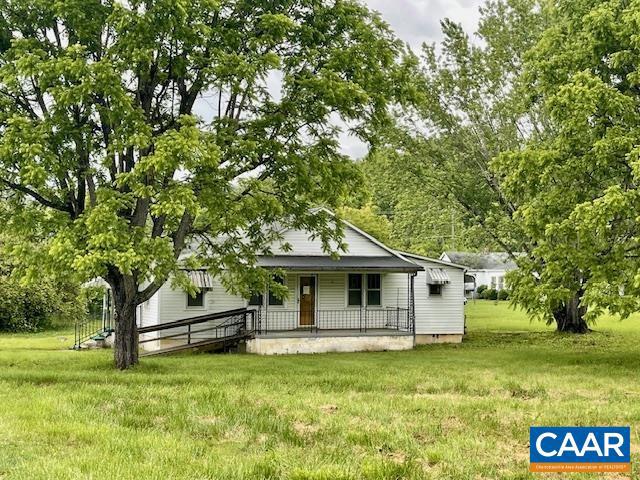 24 E 1ST ST, CRAIGSVILLE, Virginia 24430, 2 Bedrooms Bedrooms, ,1 BathroomBathrooms,Residential,For sale,24 E 1ST ST,665245 MLS # 665245