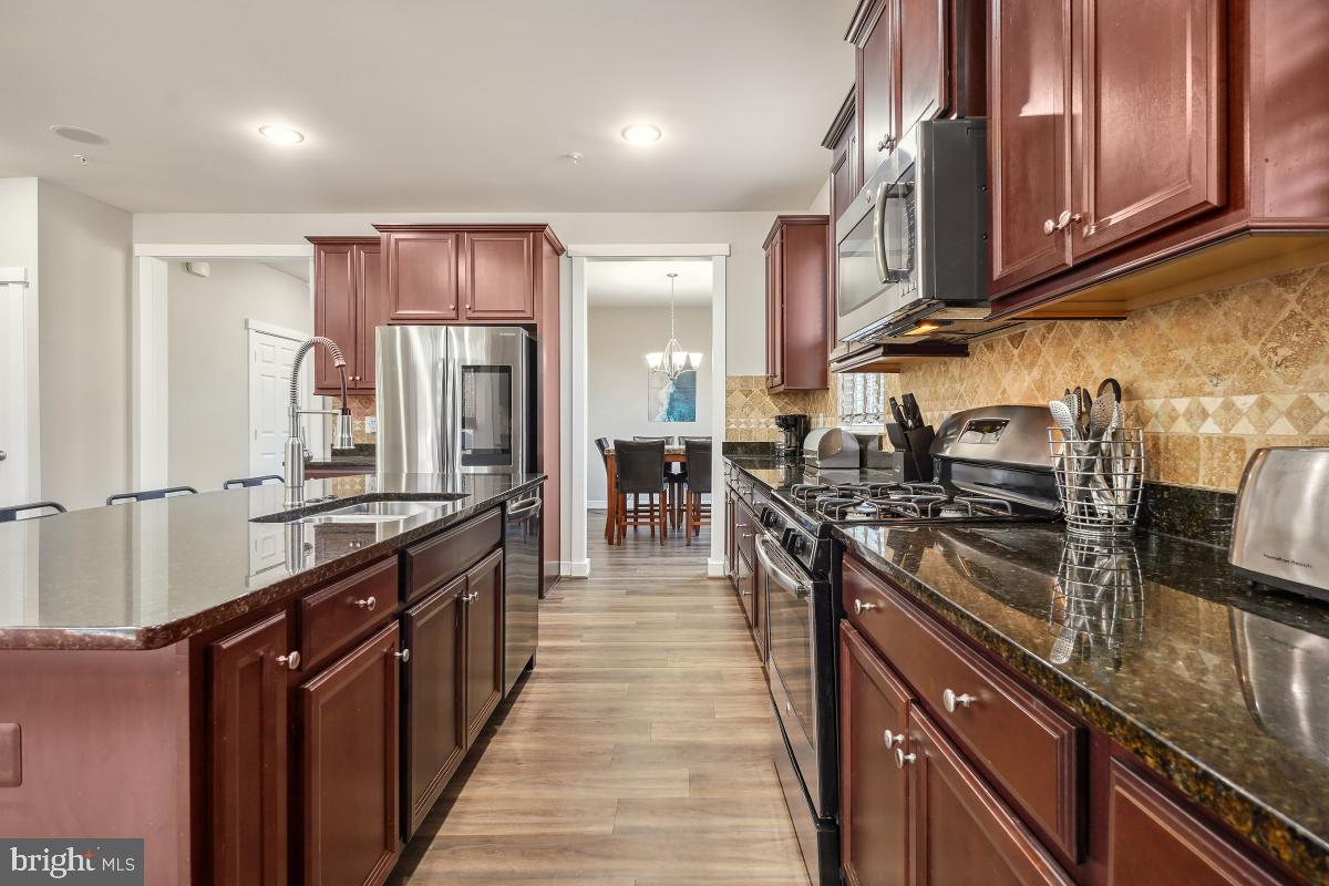 2305 HARMSWORTH DR, DUMFRIES, Virginia 22026, 4 Bedrooms Bedrooms, ,2 BathroomsBathrooms,Residential,For sale,2305 HARMSWORTH DR,VAPW2096020 MLS # VAPW2096020