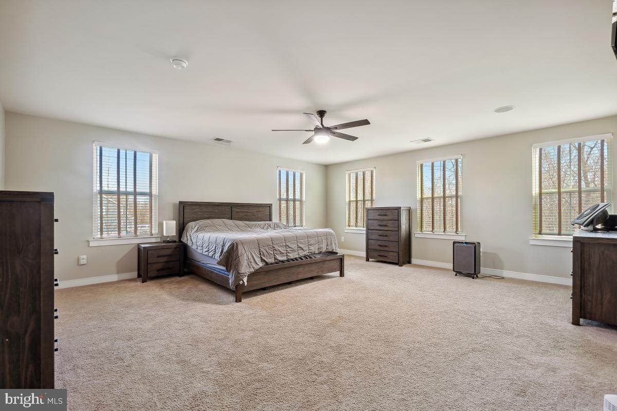 2305 HARMSWORTH DR, DUMFRIES, Virginia 22026, 4 Bedrooms Bedrooms, ,2 BathroomsBathrooms,Residential,For sale,2305 HARMSWORTH DR,VAPW2096020 MLS # VAPW2096020