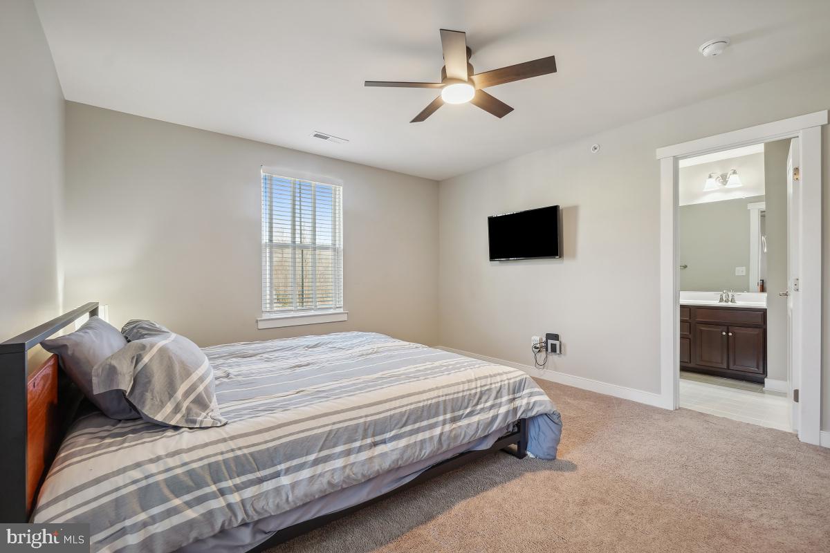 2305 HARMSWORTH DR, DUMFRIES, Virginia 22026, 4 Bedrooms Bedrooms, ,2 BathroomsBathrooms,Residential,For sale,2305 HARMSWORTH DR,VAPW2096020 MLS # VAPW2096020