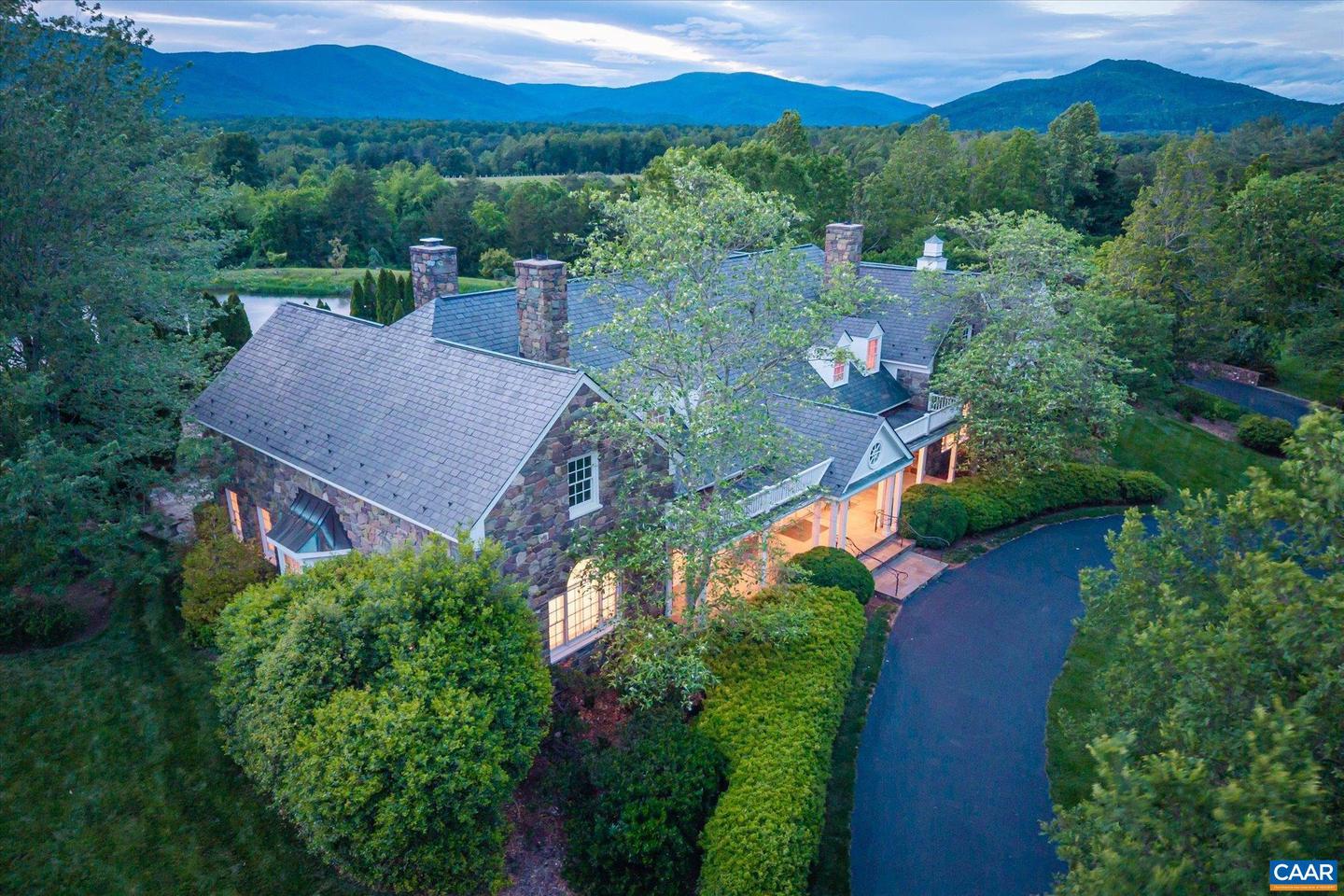 5190 SUGAR RIDGE RD, CROZET, Virginia 22932, 5 Bedrooms Bedrooms, ,4 BathroomsBathrooms,Residential,For sale,5190 SUGAR RIDGE RD,665249 MLS # 665249