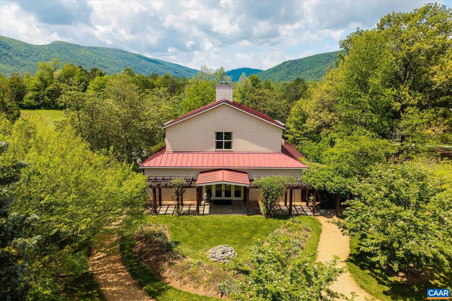 5190 SUGAR RIDGE RD, CROZET, Virginia 22932, 5 Bedrooms Bedrooms, ,4 BathroomsBathrooms,Residential,For sale,5190 SUGAR RIDGE RD,665249 MLS # 665249
