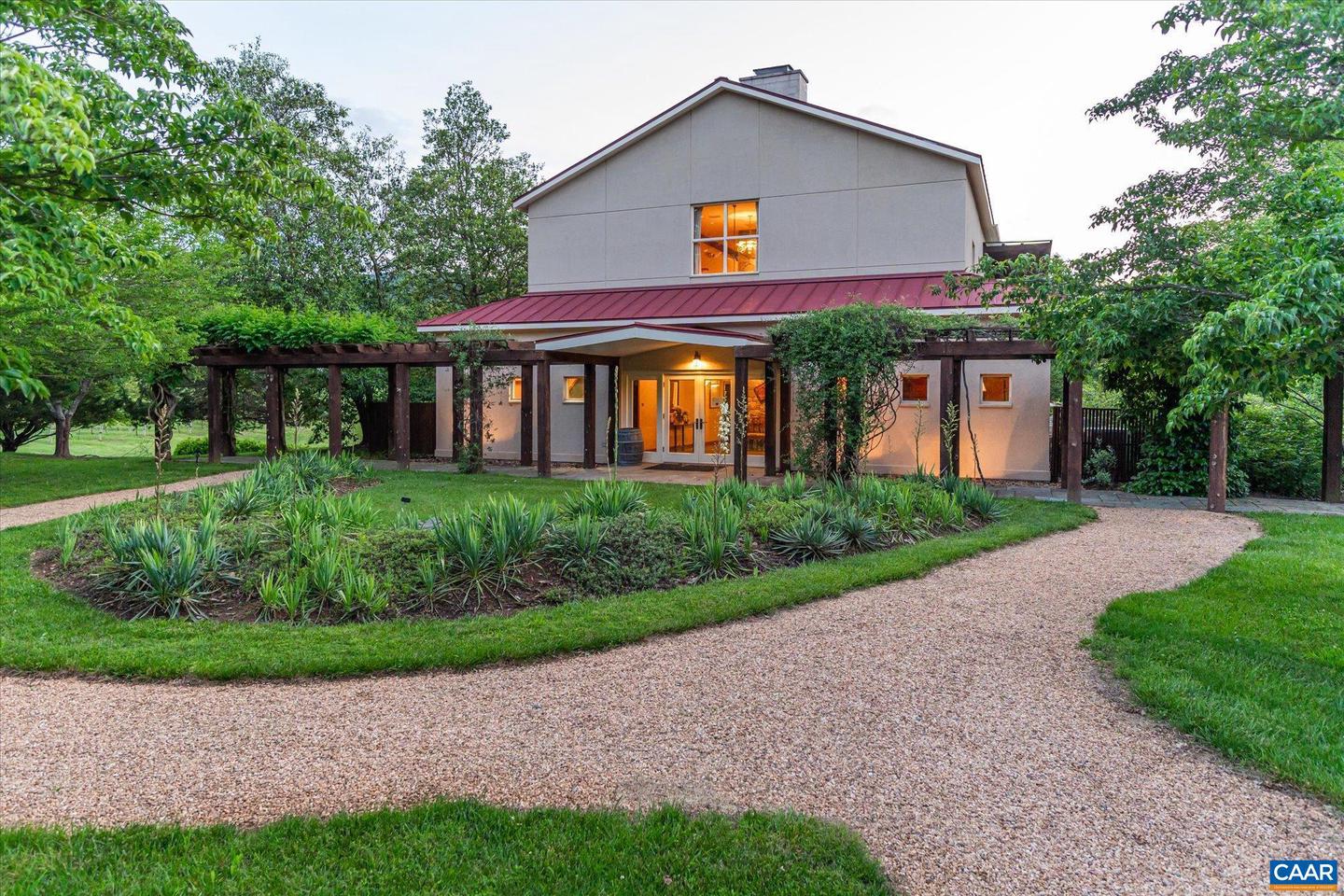 5190 SUGAR RIDGE RD, CROZET, Virginia 22932, 5 Bedrooms Bedrooms, ,4 BathroomsBathrooms,Residential,For sale,5190 SUGAR RIDGE RD,665249 MLS # 665249