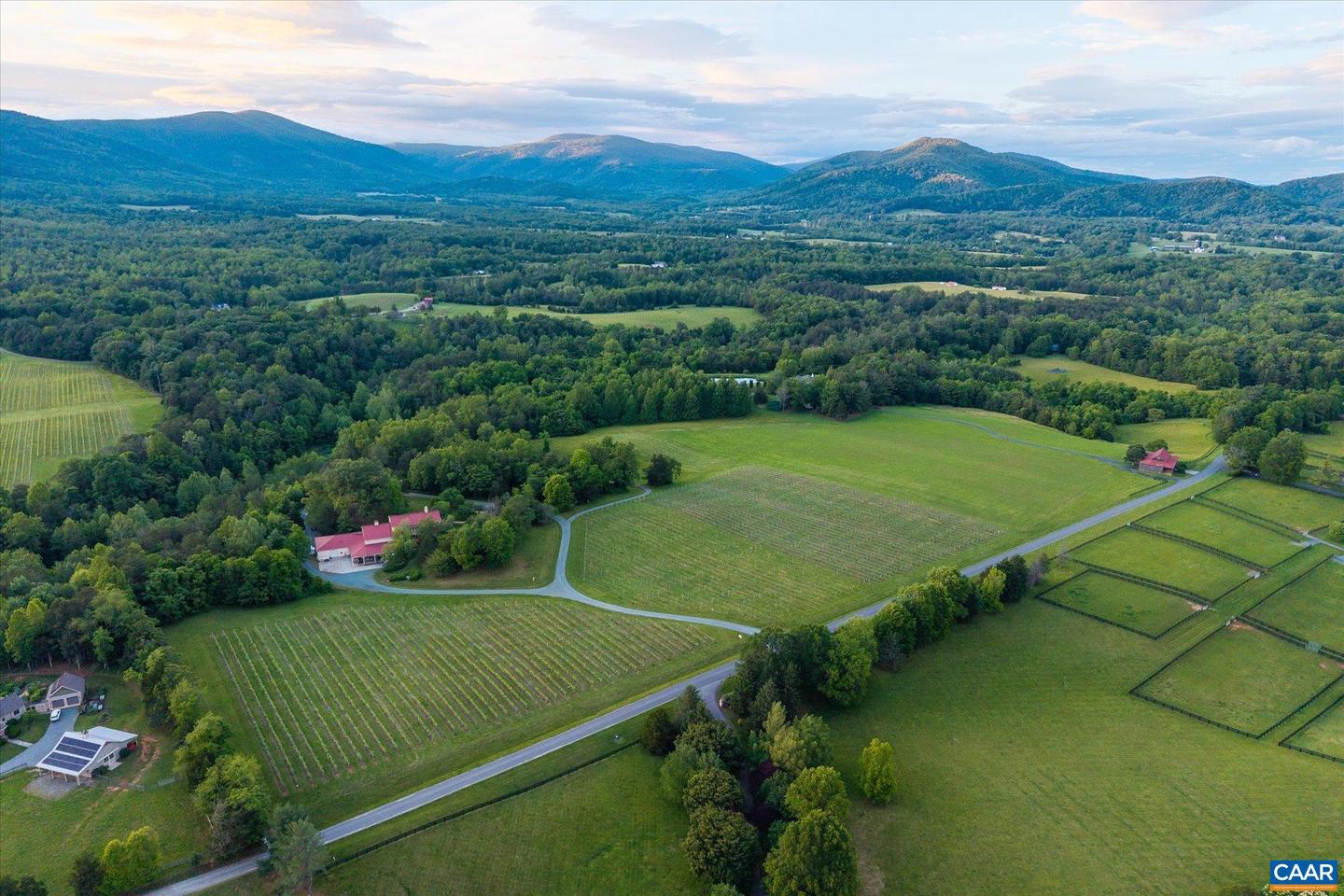 5190 SUGAR RIDGE RD, CROZET, Virginia 22932, 5 Bedrooms Bedrooms, ,4 BathroomsBathrooms,Residential,For sale,5190 SUGAR RIDGE RD,665249 MLS # 665249