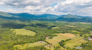 5190 SUGAR RIDGE RD, CROZET, Virginia 22932, 5 Bedrooms Bedrooms, ,4 BathroomsBathrooms,Residential,For sale,5190 SUGAR RIDGE RD,665249 MLS # 665249