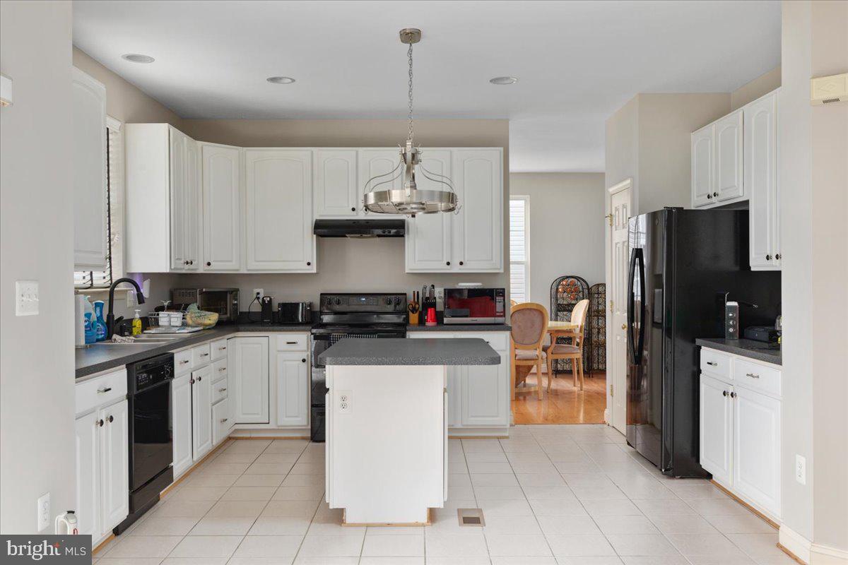 114 NASSAU DR, WINCHESTER, Virginia 22602, 4 Bedrooms Bedrooms, ,3 BathroomsBathrooms,Residential,For sale,114 NASSAU DR,VAFV2024740 MLS # VAFV2024740