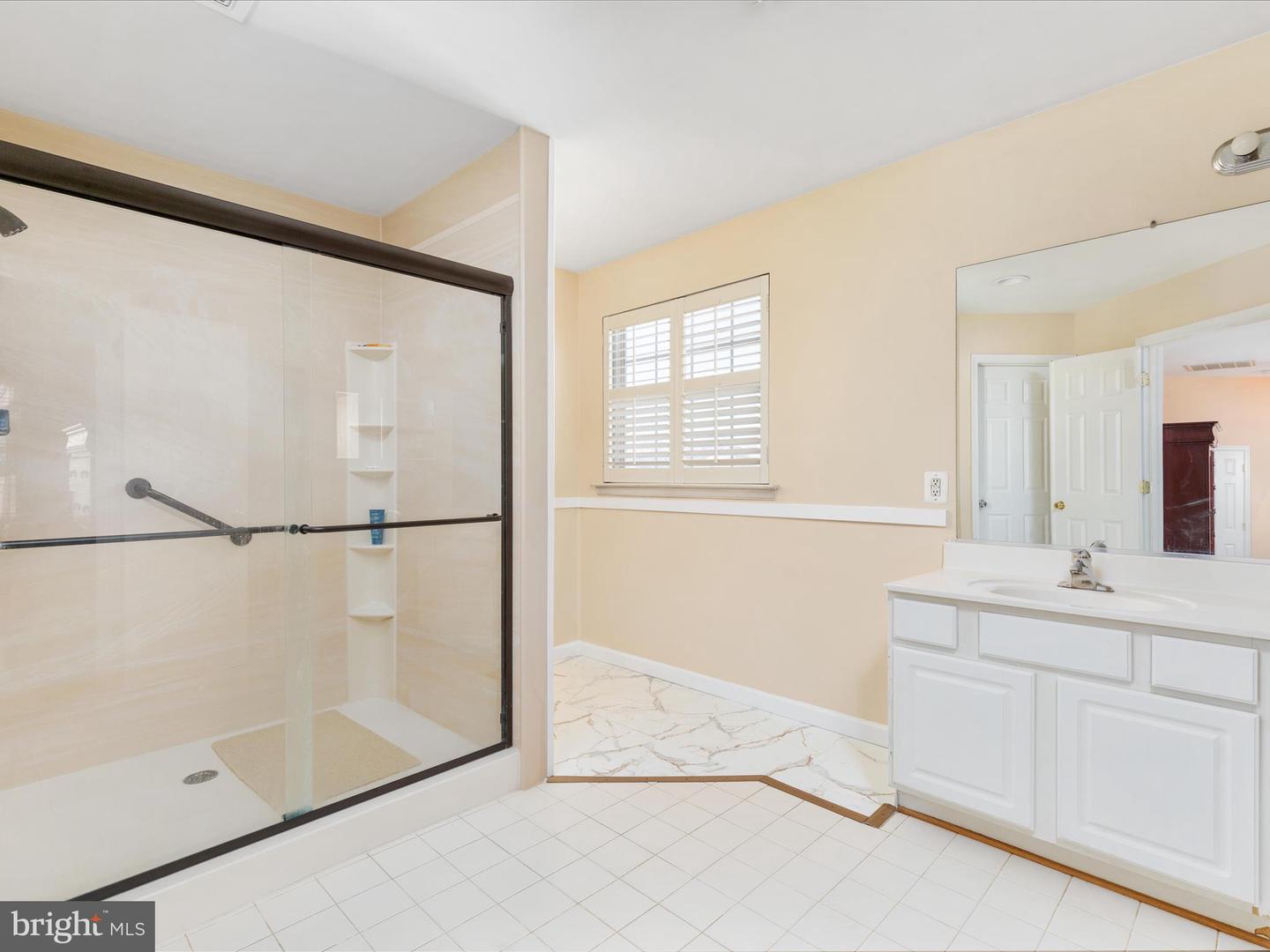 114 NASSAU DR, WINCHESTER, Virginia 22602, 4 Bedrooms Bedrooms, ,3 BathroomsBathrooms,Residential,For sale,114 NASSAU DR,VAFV2024740 MLS # VAFV2024740