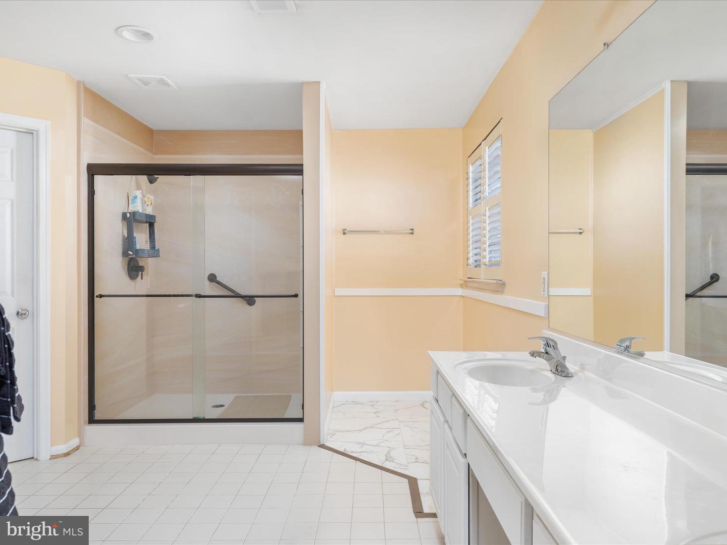 114 NASSAU DR, WINCHESTER, Virginia 22602, 4 Bedrooms Bedrooms, ,3 BathroomsBathrooms,Residential,For sale,114 NASSAU DR,VAFV2024740 MLS # VAFV2024740