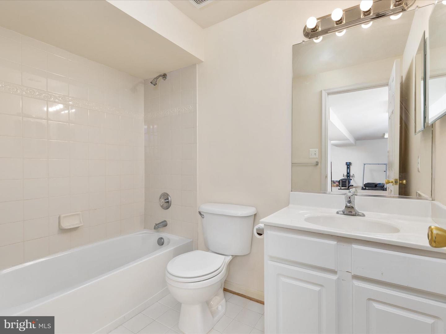 114 NASSAU DR, WINCHESTER, Virginia 22602, 4 Bedrooms Bedrooms, ,3 BathroomsBathrooms,Residential,For sale,114 NASSAU DR,VAFV2024740 MLS # VAFV2024740