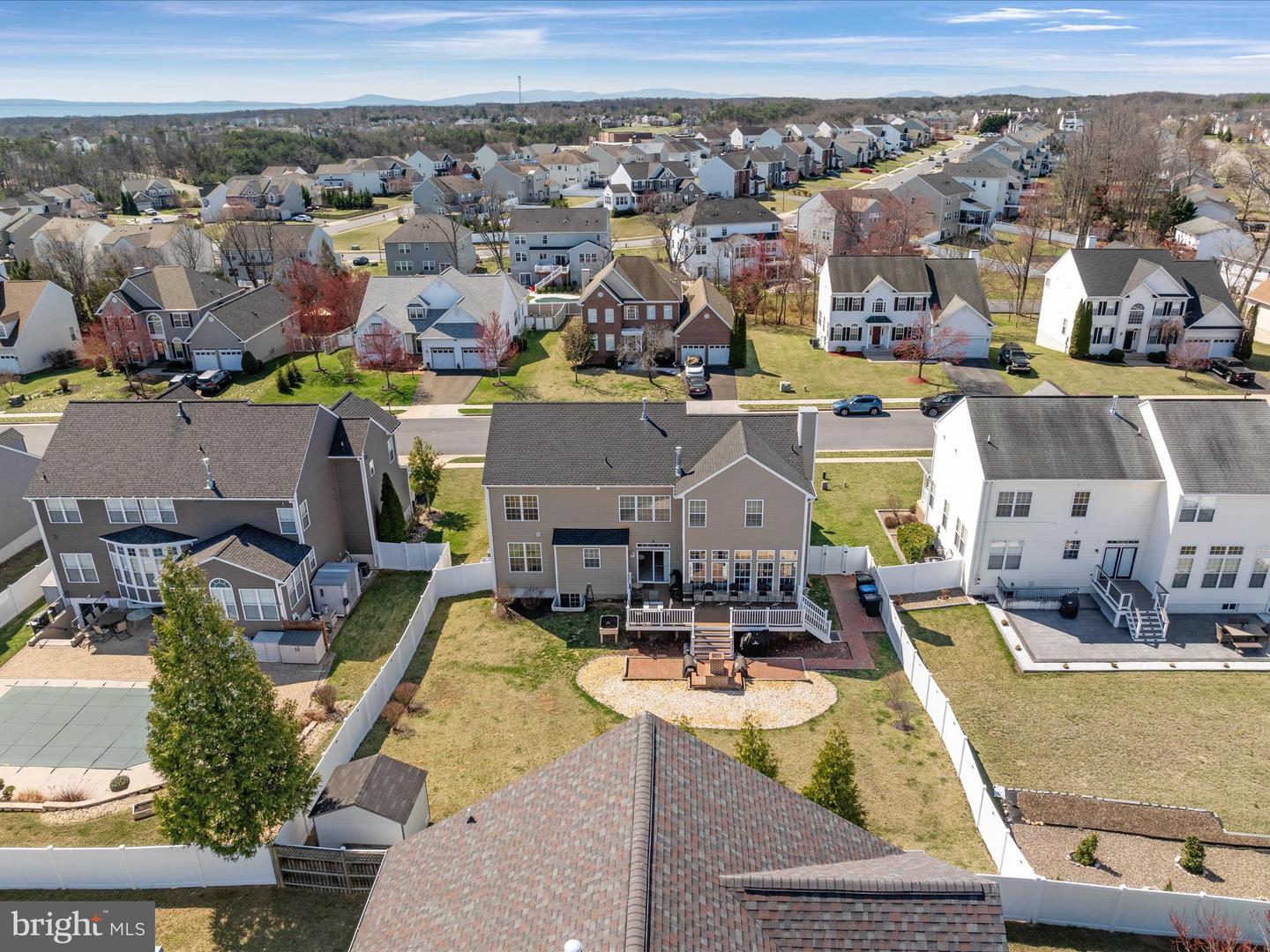 114 NASSAU DR, WINCHESTER, Virginia 22602, 4 Bedrooms Bedrooms, ,3 BathroomsBathrooms,Residential,For sale,114 NASSAU DR,VAFV2024740 MLS # VAFV2024740