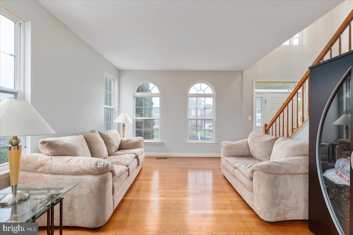 114 NASSAU DR, WINCHESTER, Virginia 22602, 4 Bedrooms Bedrooms, ,3 BathroomsBathrooms,Residential,For sale,114 NASSAU DR,VAFV2024740 MLS # VAFV2024740