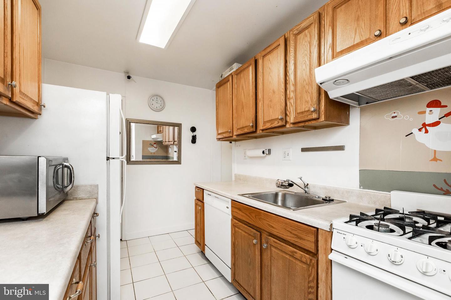 28 S INGRAM ST, ALEXANDRIA, Virginia 22304, 4 Bedrooms Bedrooms, ,3 BathroomsBathrooms,Residential,For sale,28 S INGRAM ST,VAAX2042864 MLS # VAAX2042864