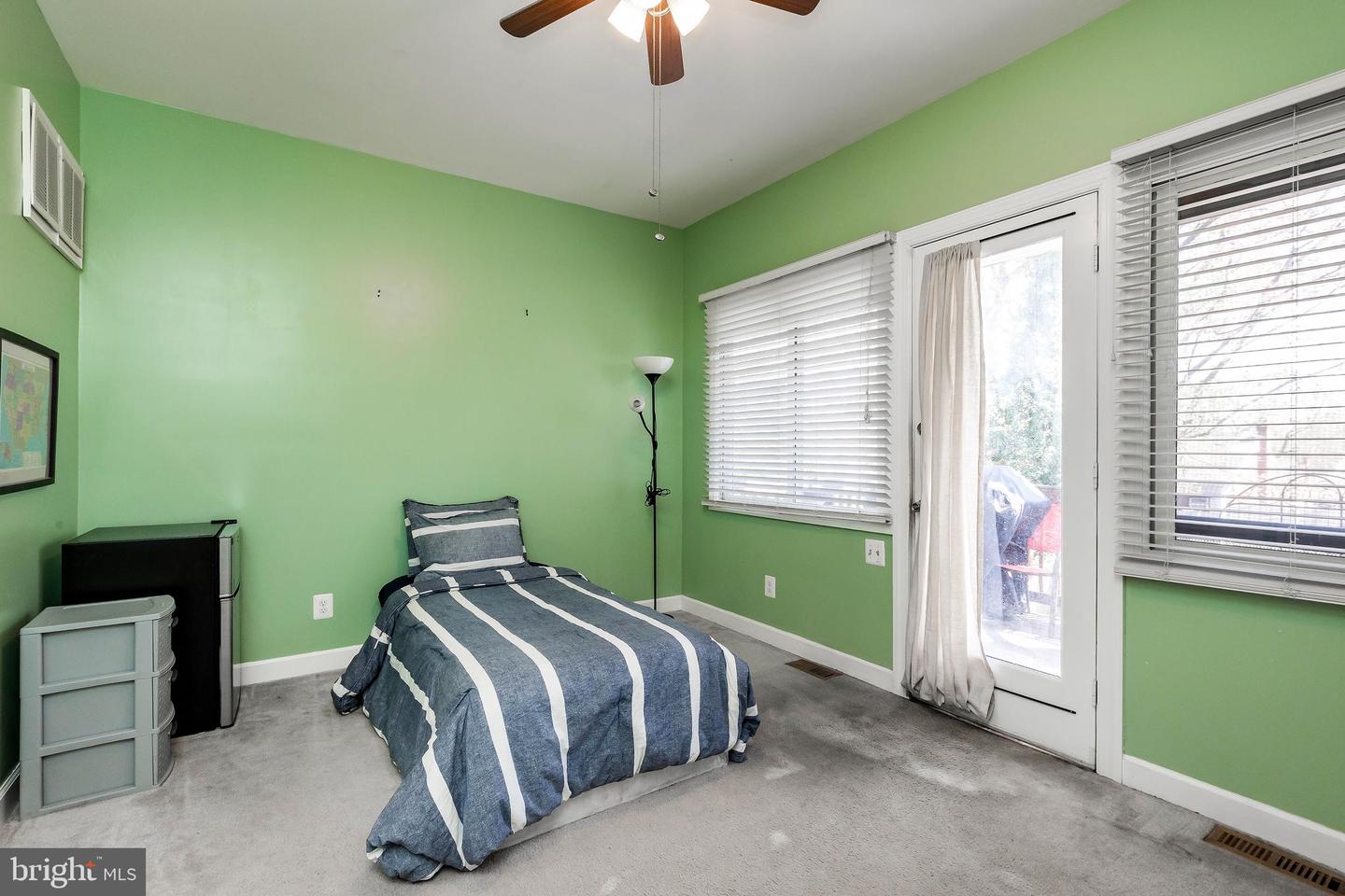 28 S INGRAM ST, ALEXANDRIA, Virginia 22304, 4 Bedrooms Bedrooms, ,3 BathroomsBathrooms,Residential,For sale,28 S INGRAM ST,VAAX2042864 MLS # VAAX2042864